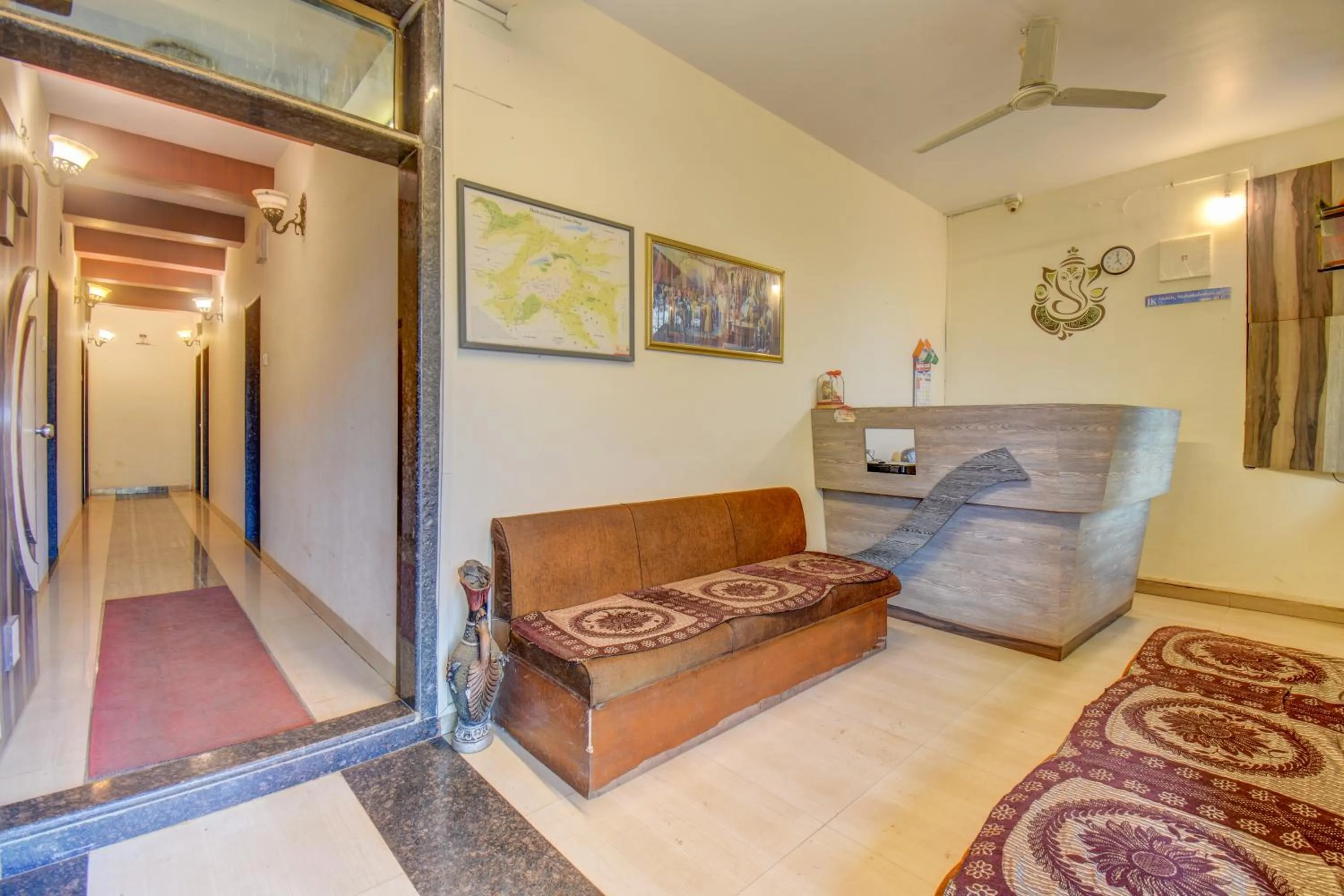 Lobby or reception in JK Hotels & Spa, Mahabaleshwar