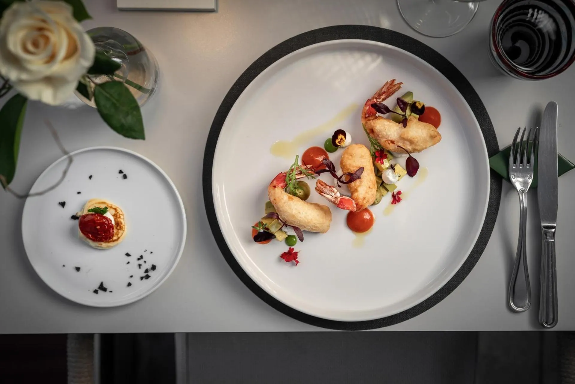 Restaurant/places to eat in Hotel Eden Roc