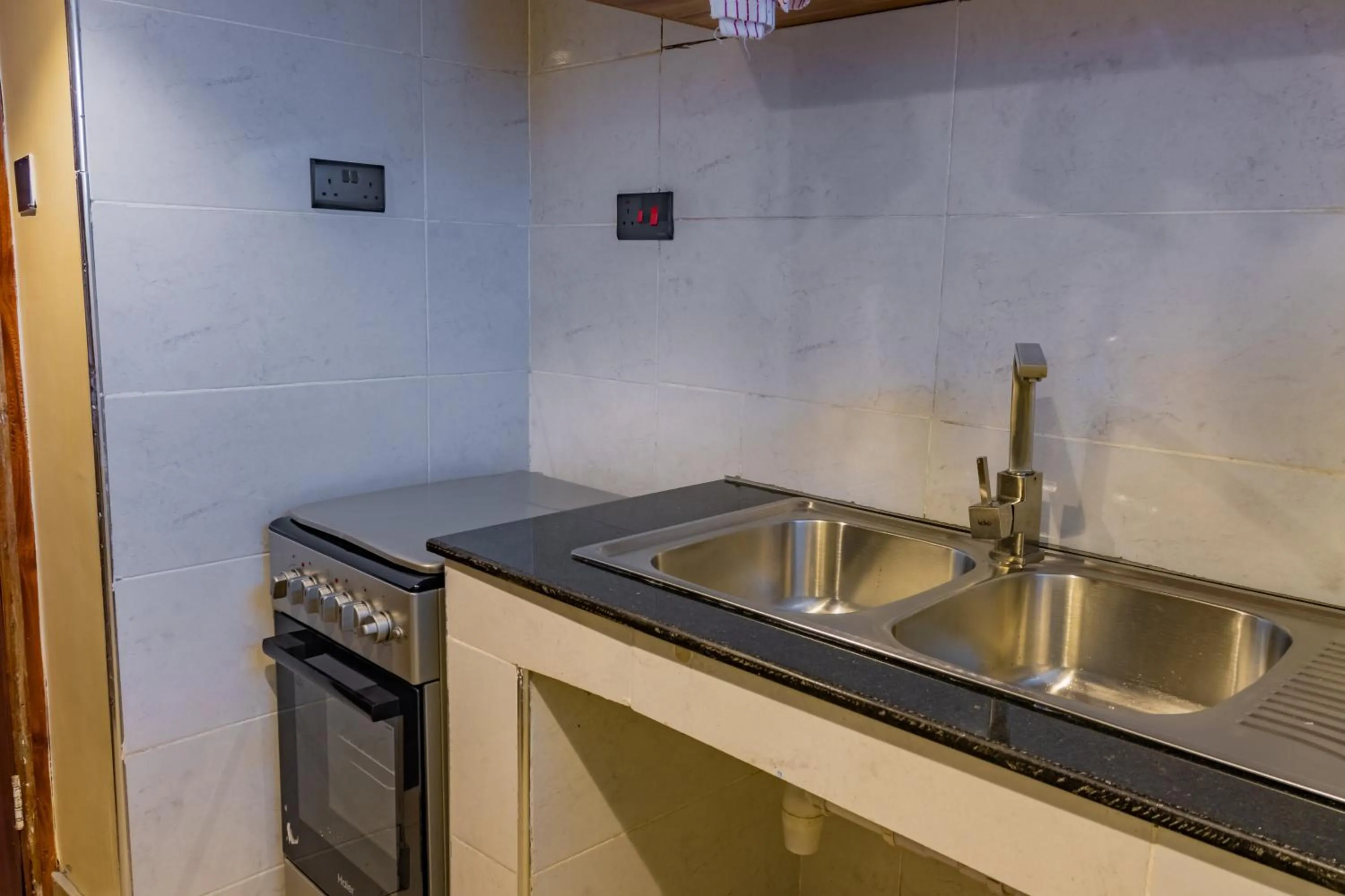 Kitchen or kitchenette in Karen Plains Hotel Nairobi