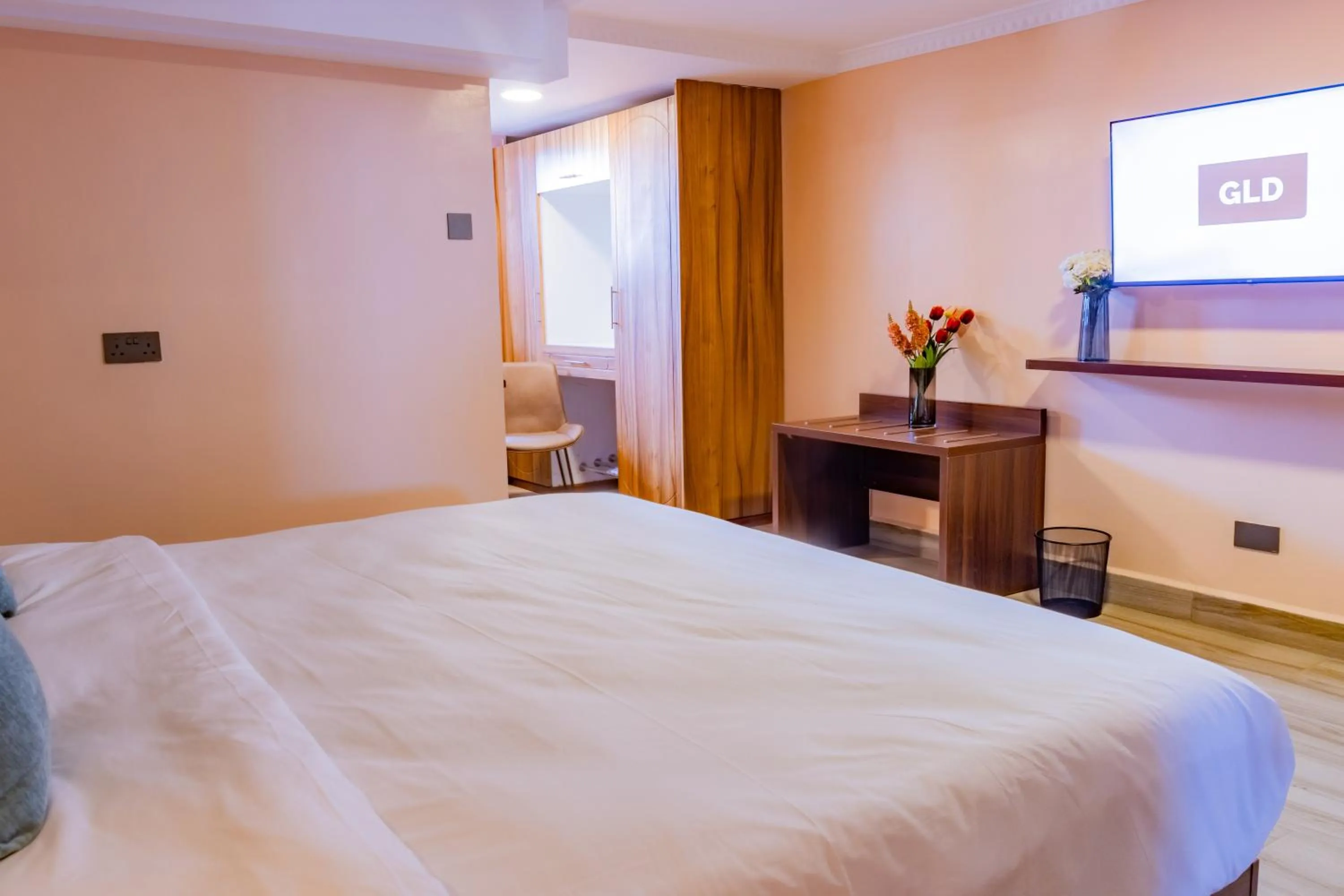 Bed in Karen Plains Hotel Nairobi