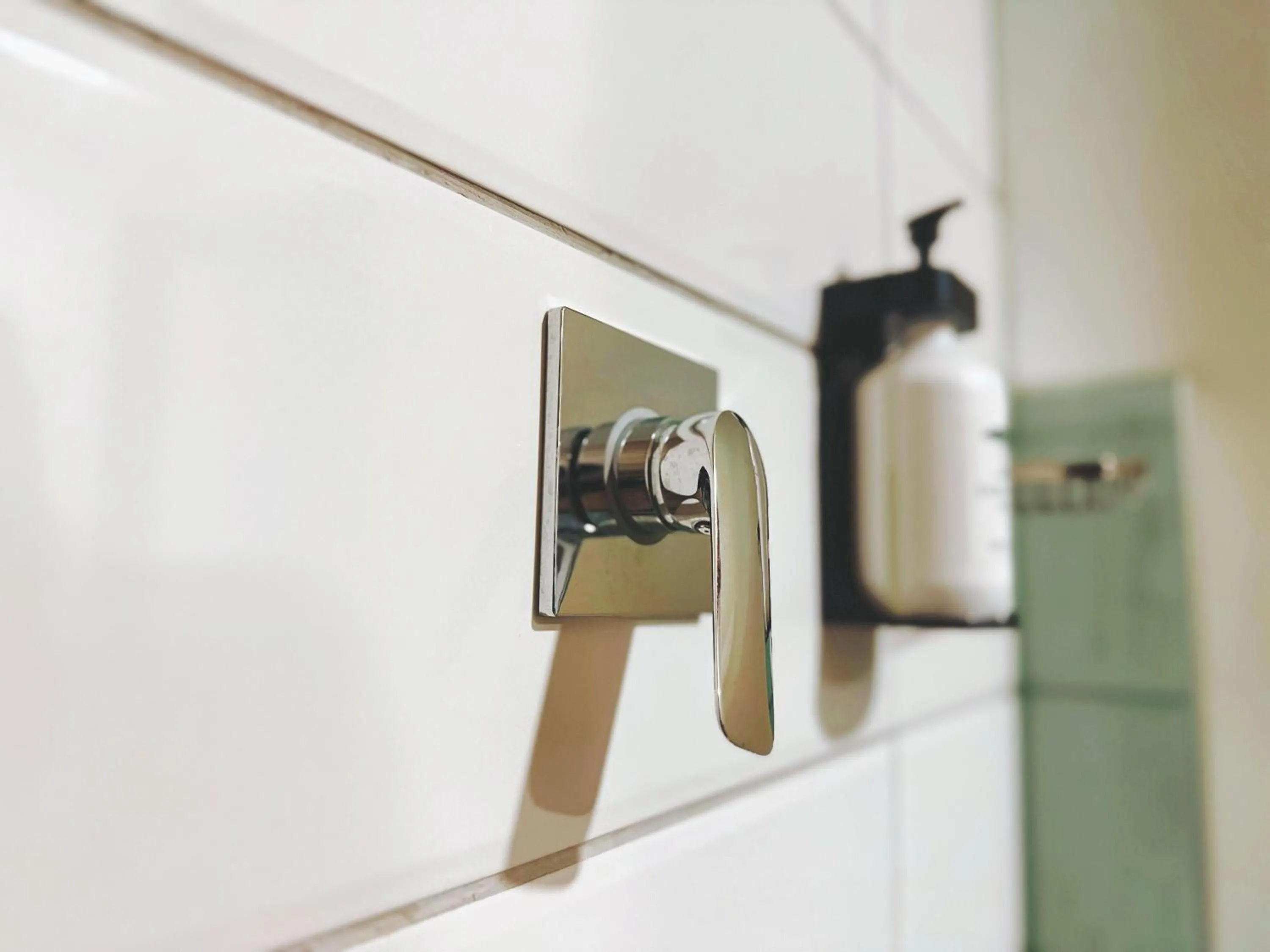 Shower in Karen Plains Hotel Nairobi