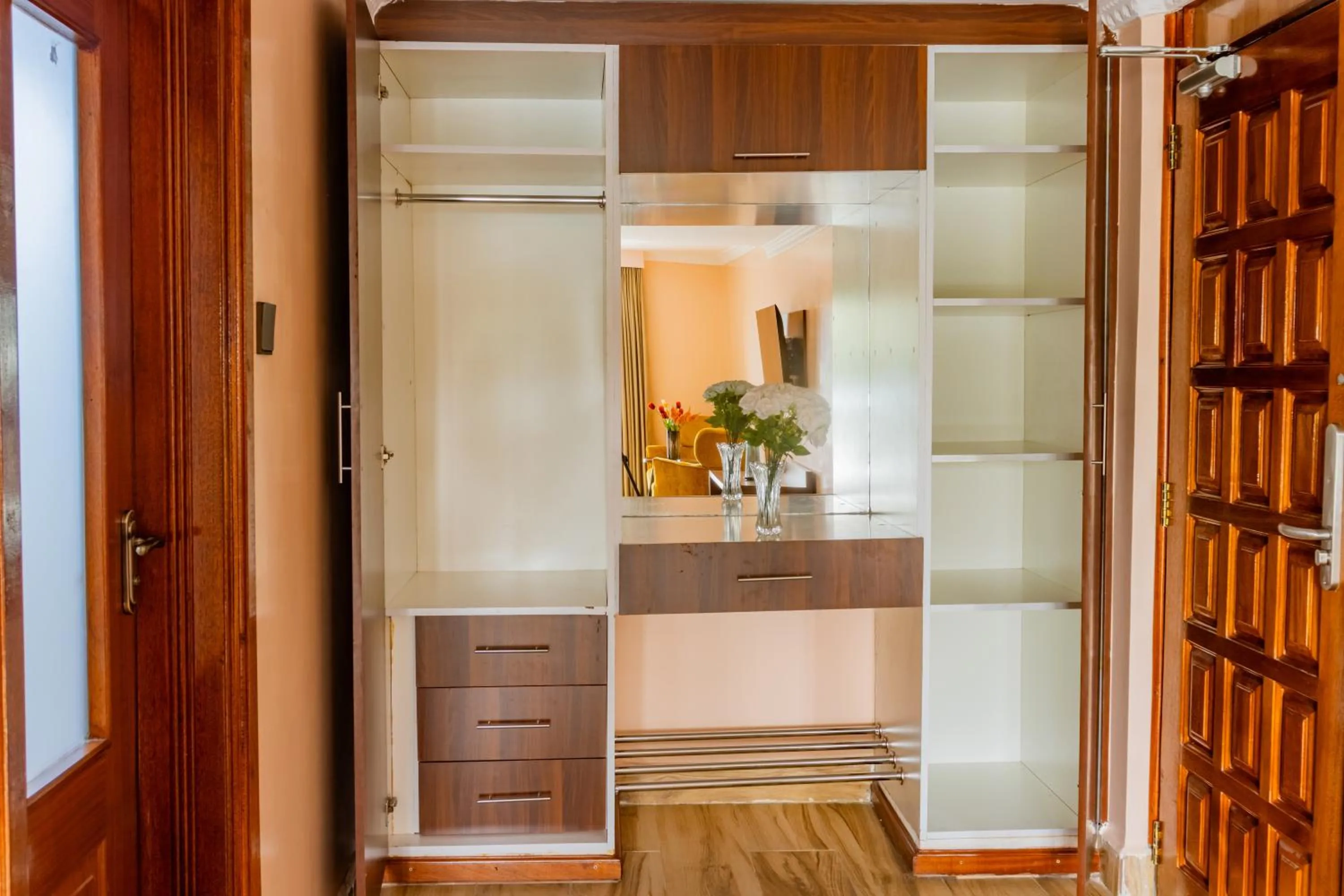 Kitchen or kitchenette in Karen Plains Hotel Nairobi