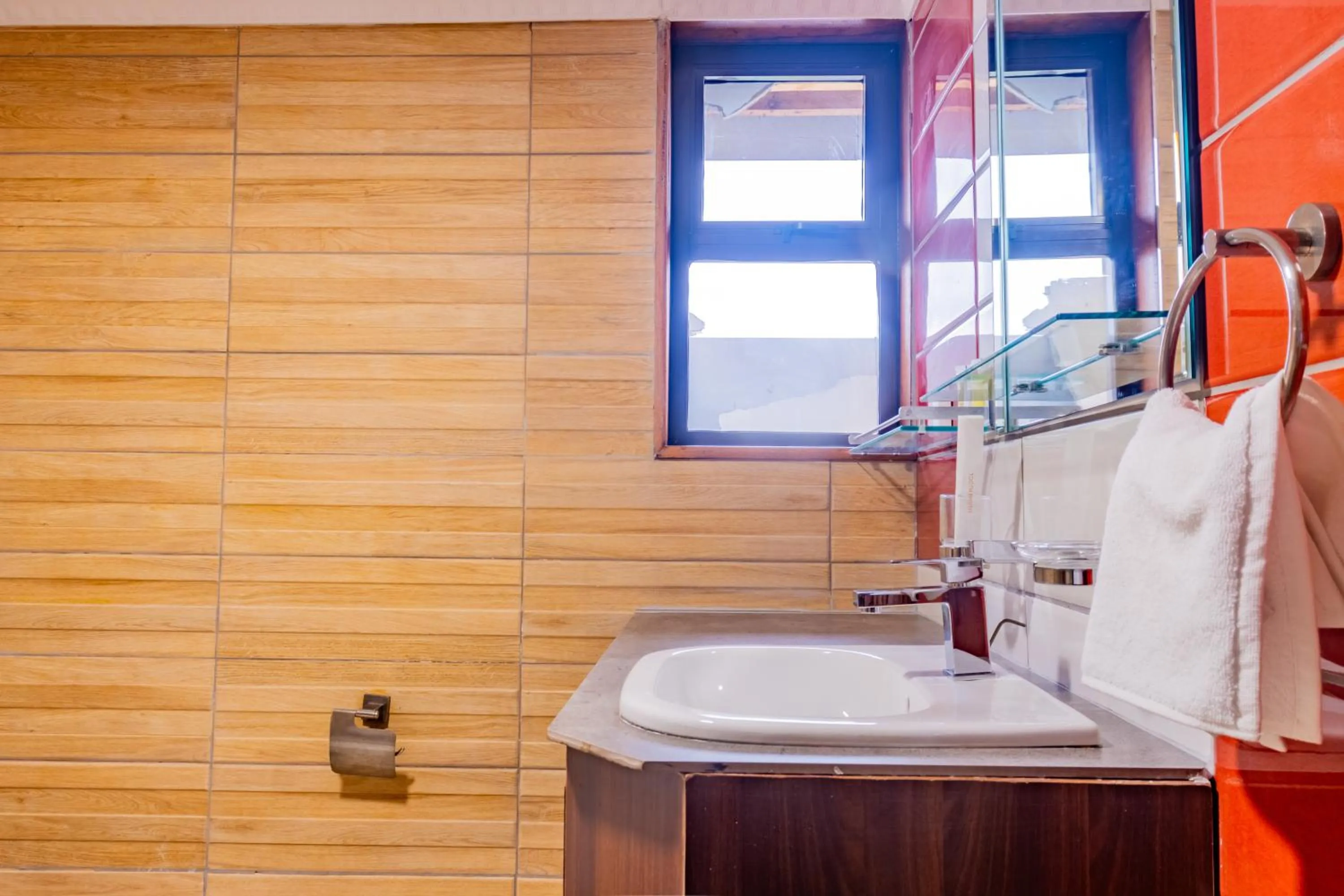 Shower in Karen Plains Hotel Nairobi