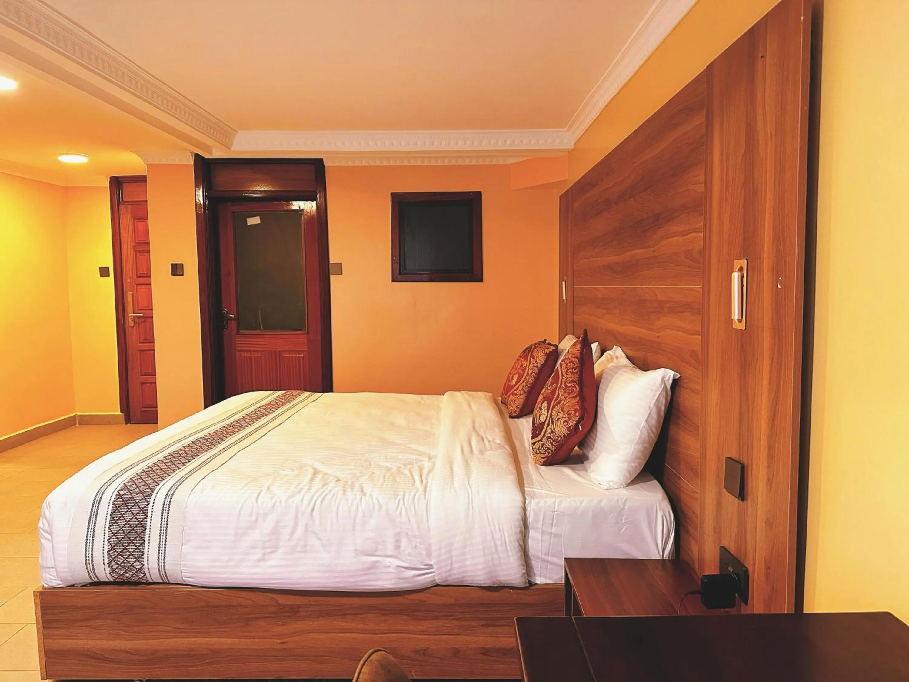 Bed in Karen Plains Hotel Nairobi