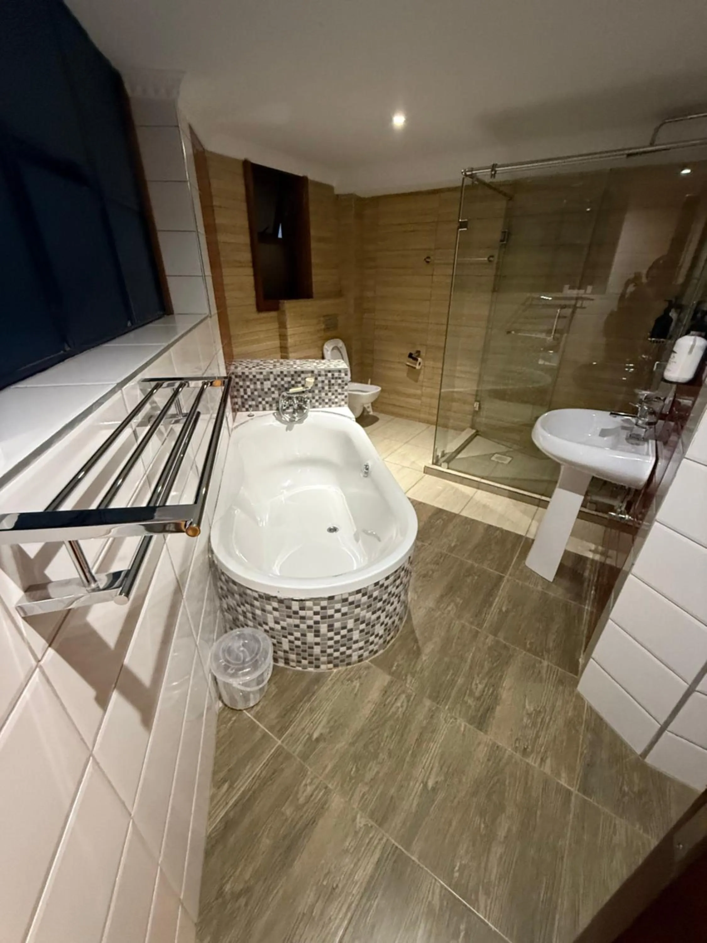 Bathroom in Karen Plains Hotel Nairobi