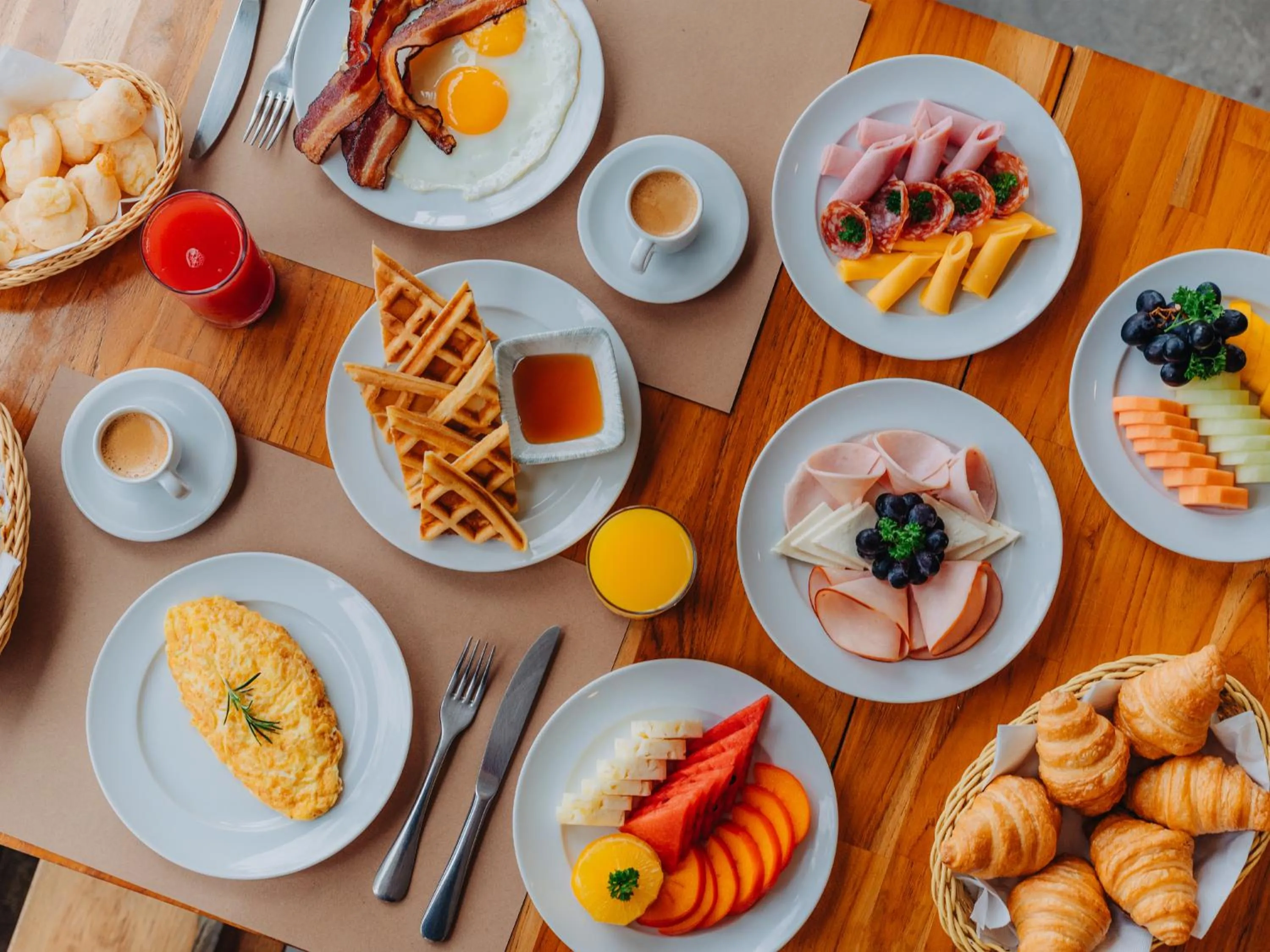 Breakfast in Arena Leme Hotel