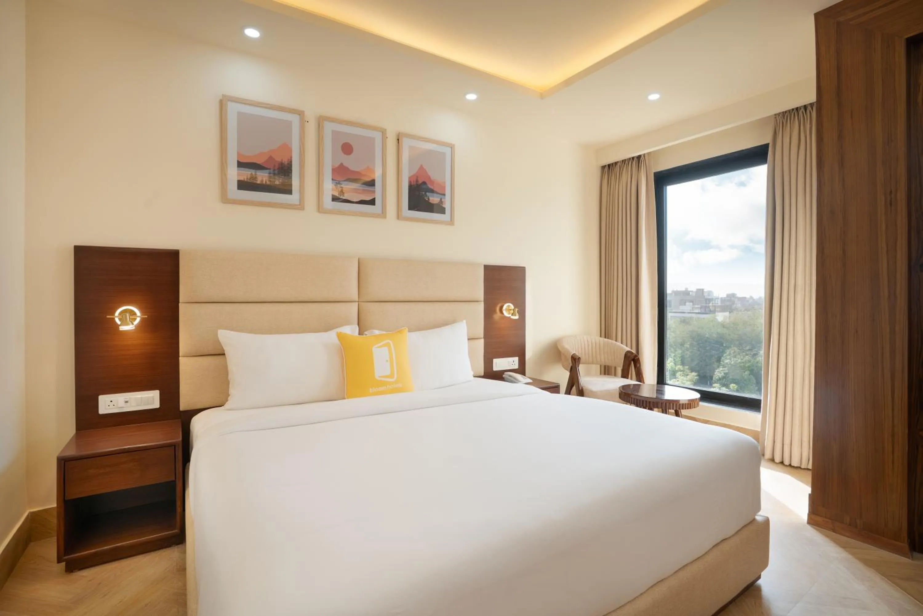 View (from property/room), Bed in Bloom Boutique l Sector 45 Gurugram