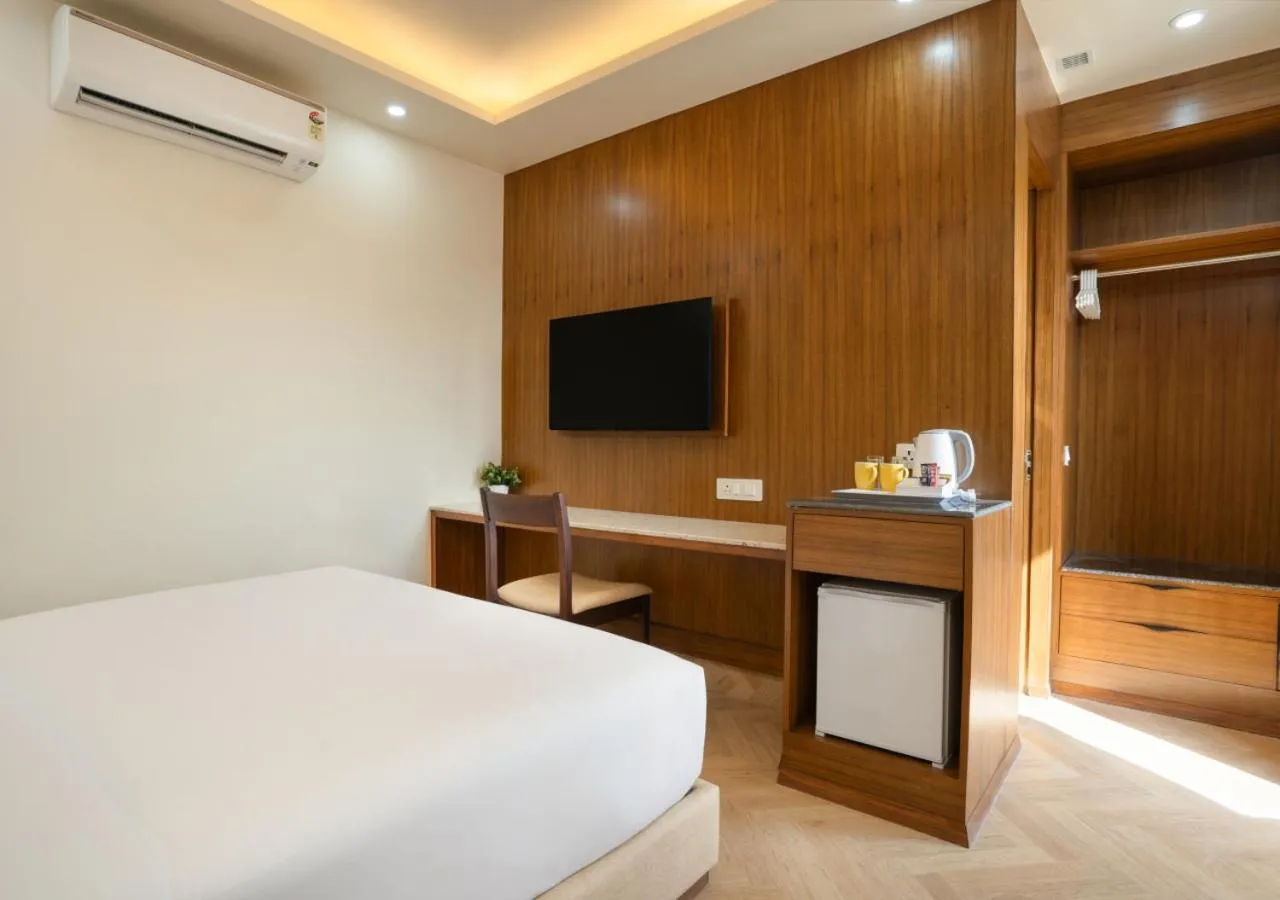 Photo of the whole room, Bed in Bloom Boutique l Sector 45 Gurugram