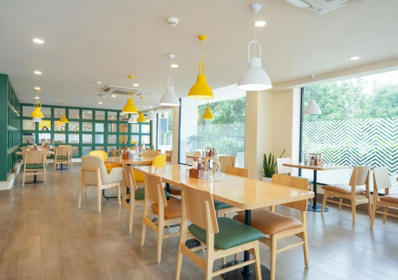 Restaurant/places to eat in Bloom Boutique l Sector 45 Gurugram