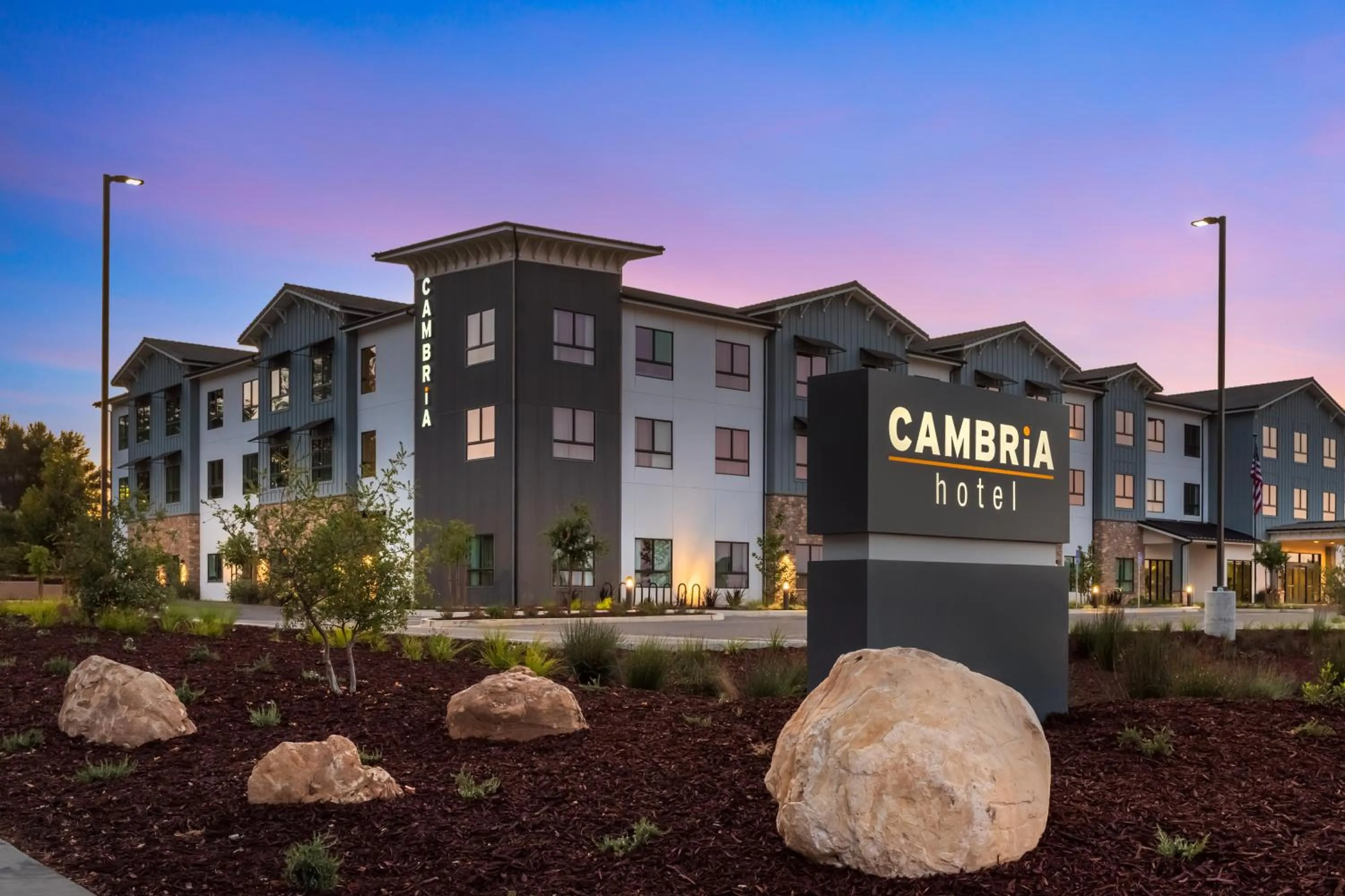 Property building in Cambria Hotel Templeton - Paso Robles