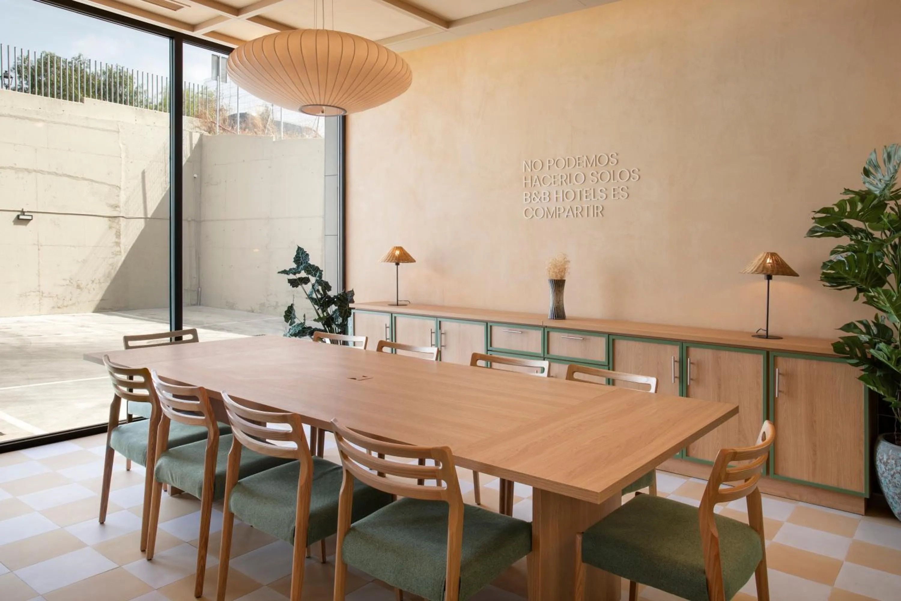 B&B HOTEL Sevilla Bormujos