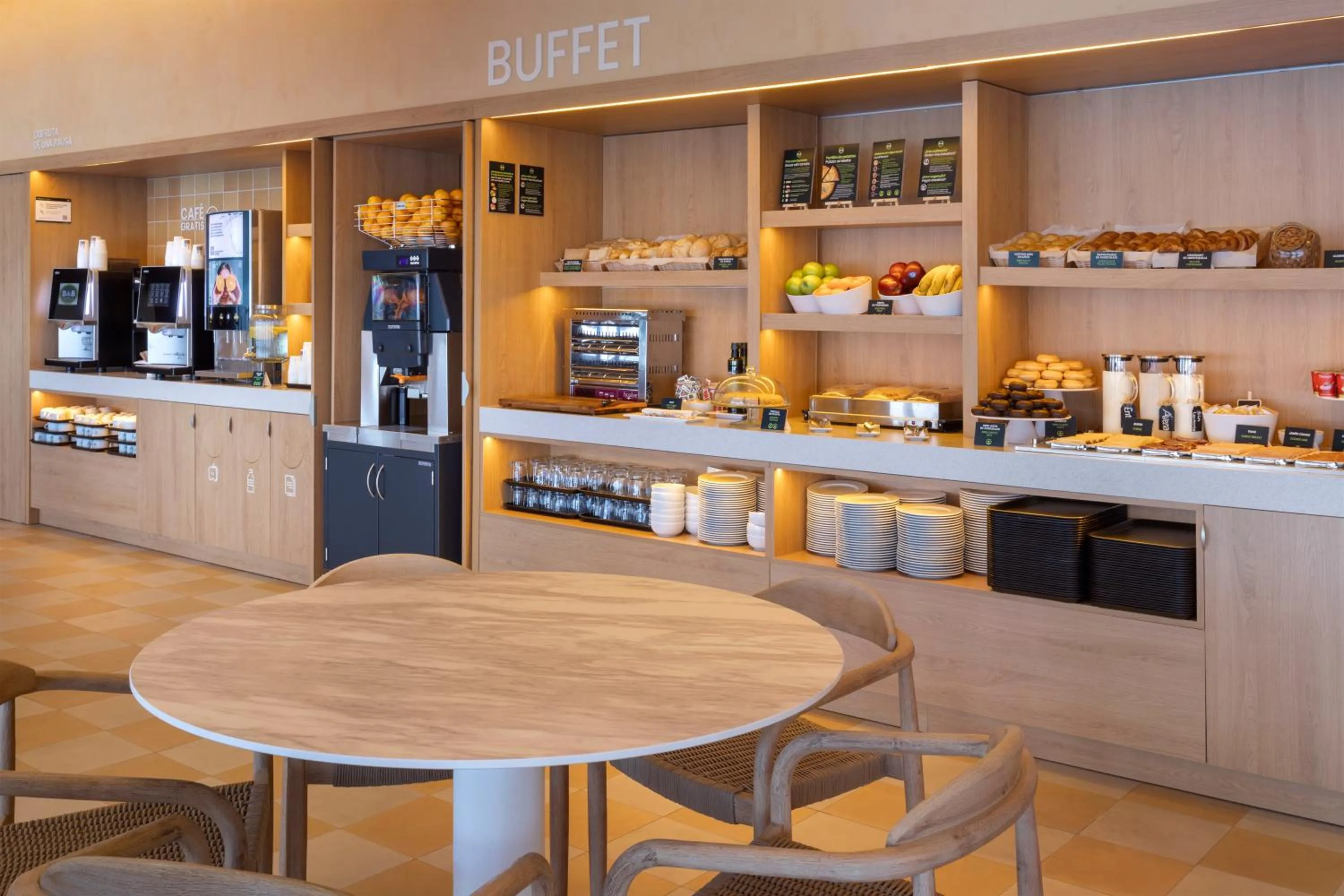 B&B HOTEL Sevilla Bormujos