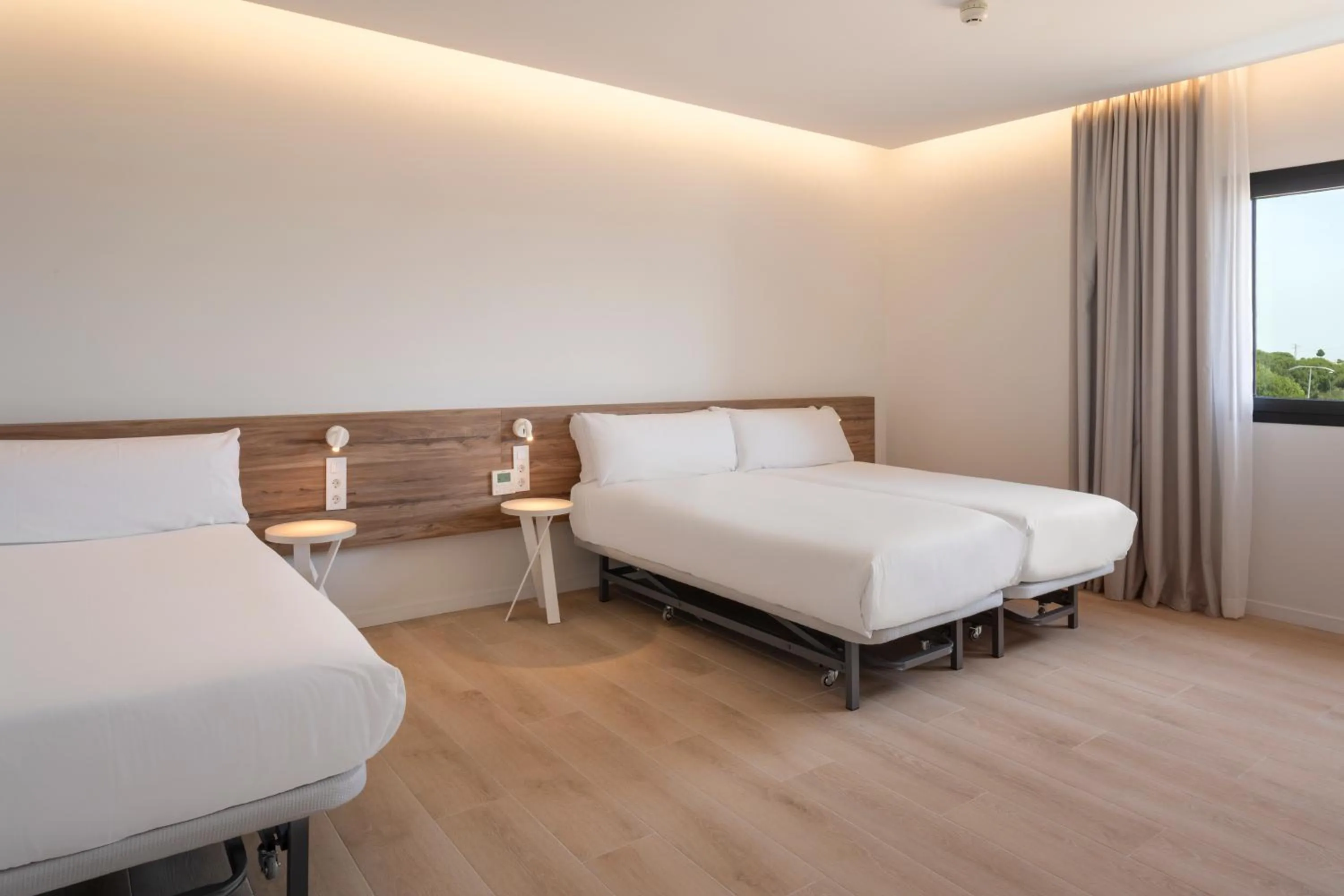 Bed in B&B HOTEL Sevilla Bormujos