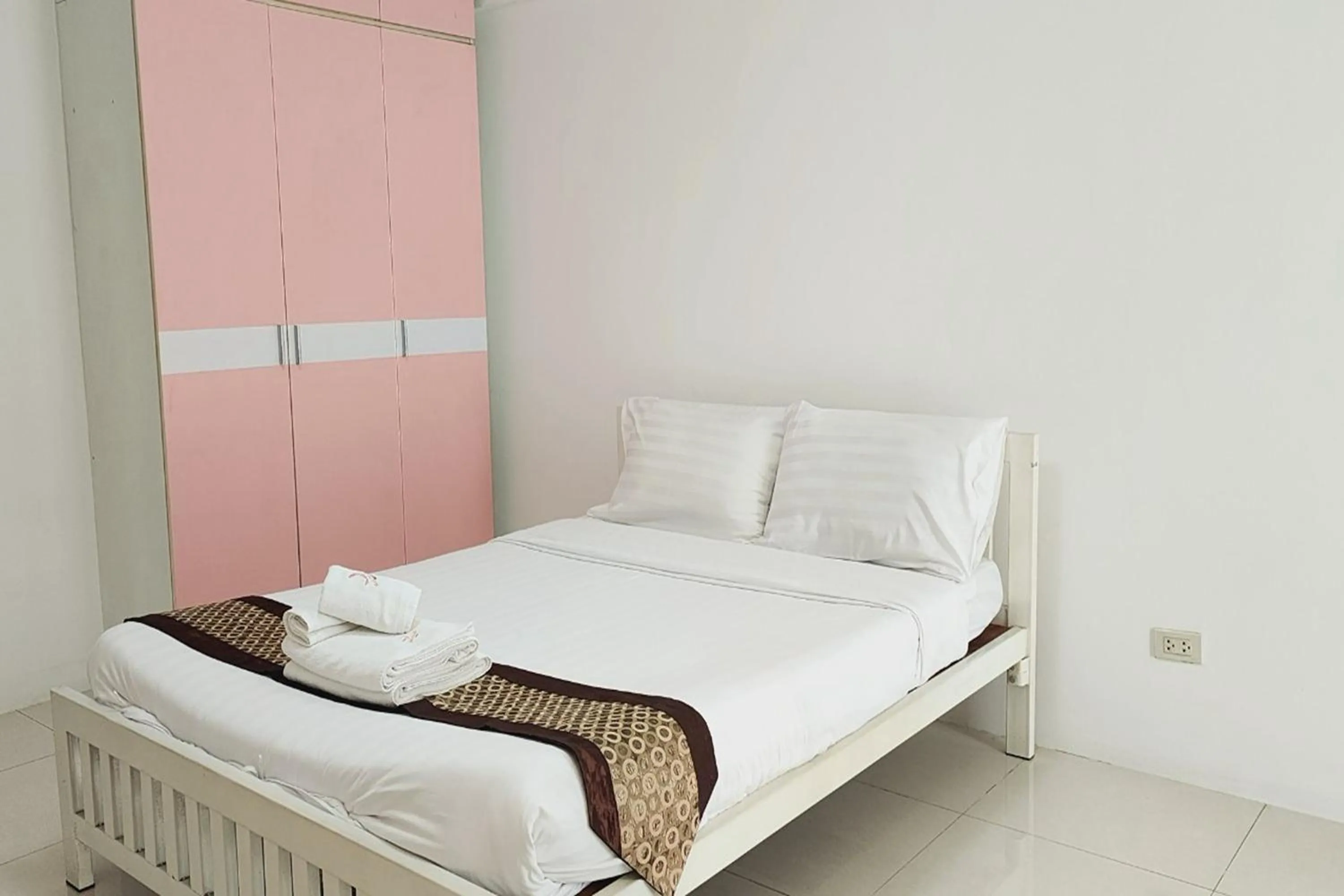 Bed in Zenith Life Hotel