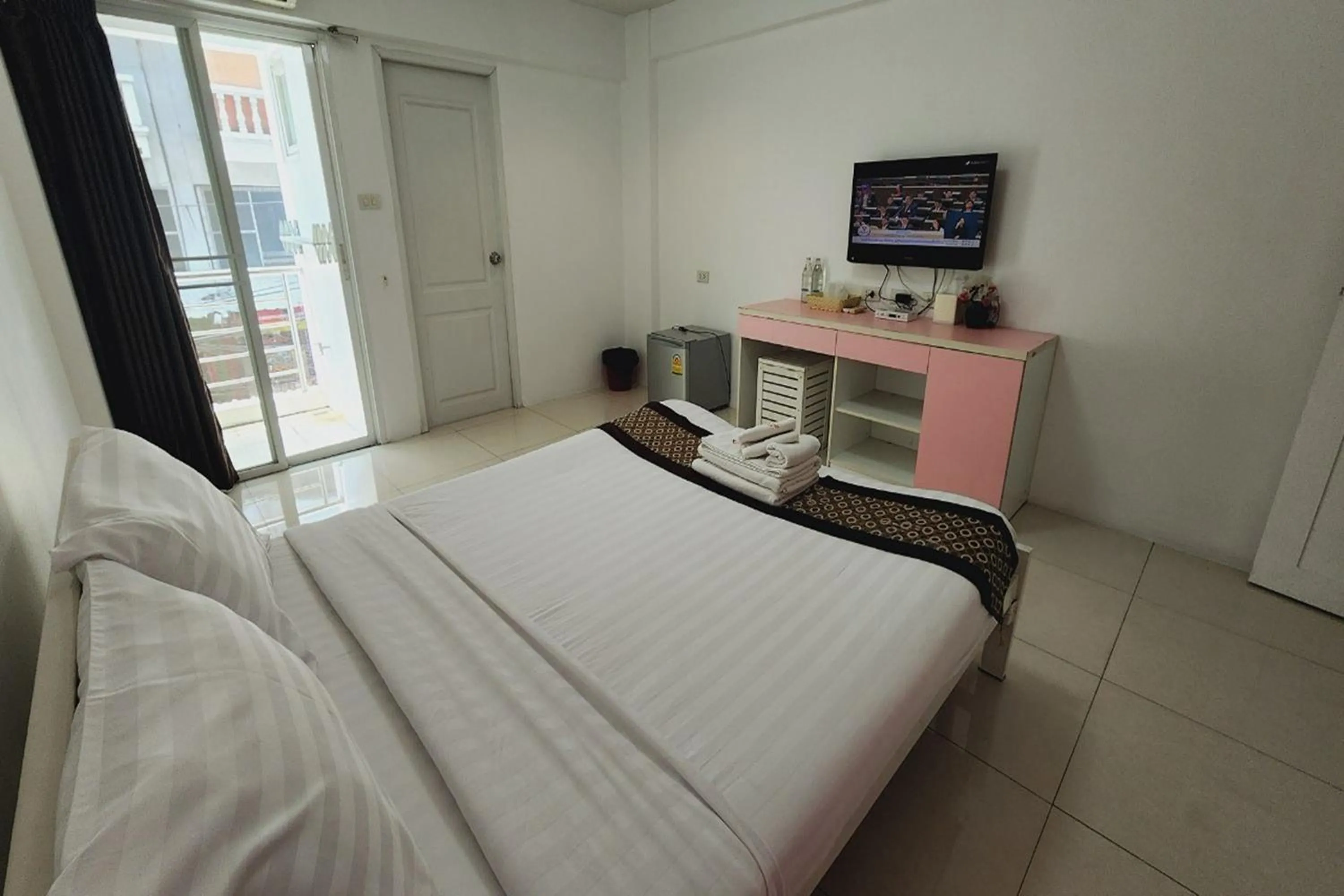 Bed in Zenith Life Hotel