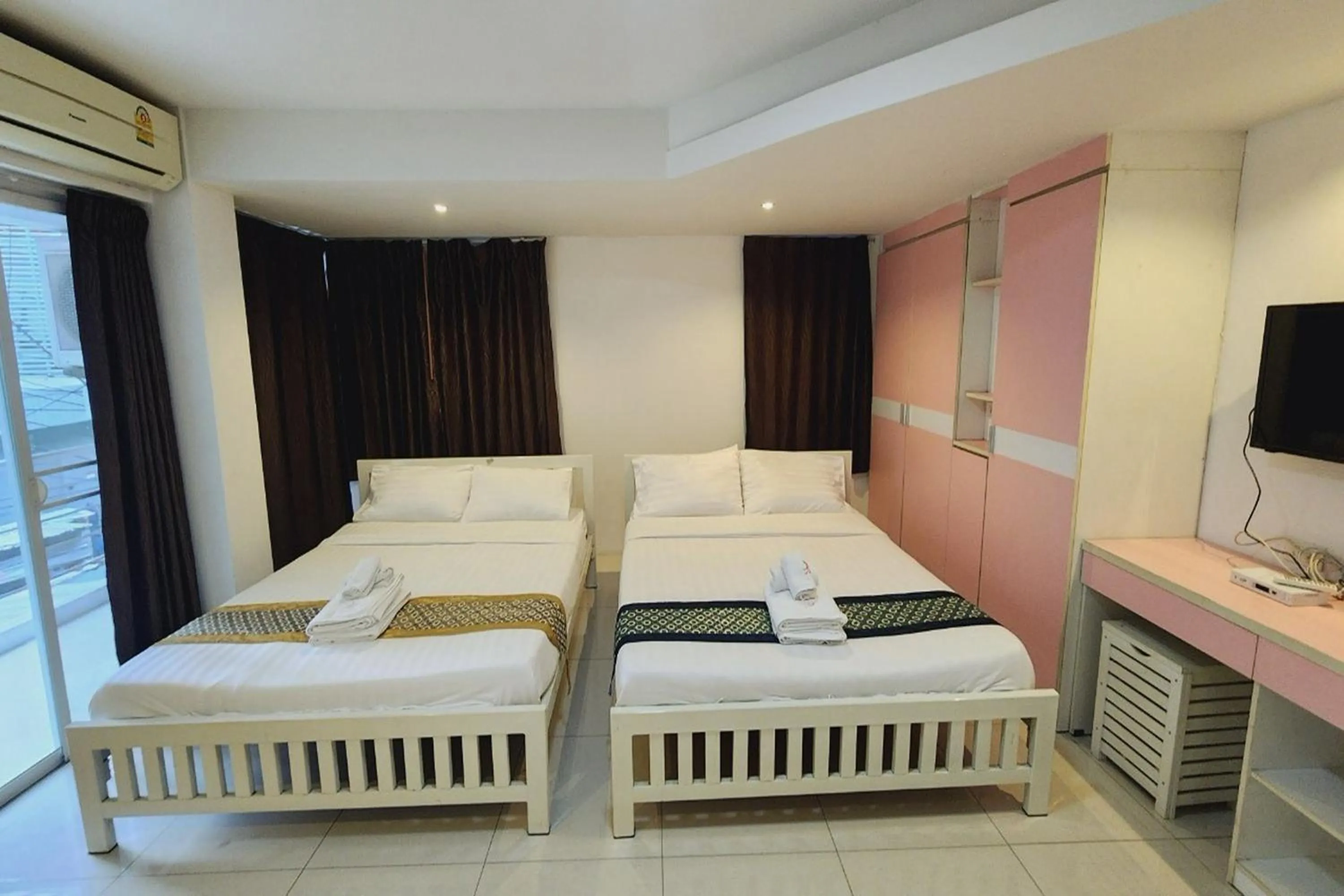 Bed in Zenith Life Hotel