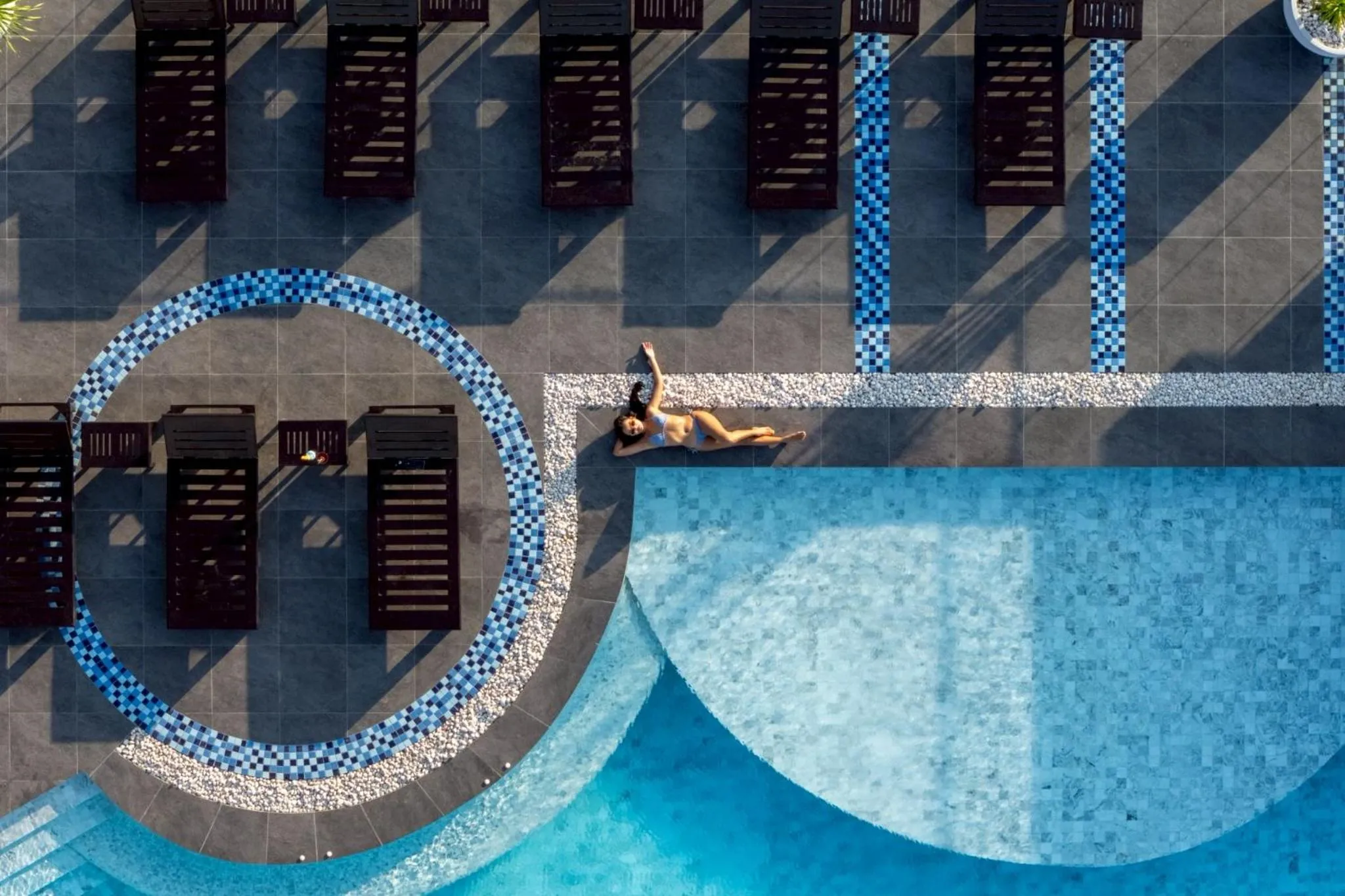 Swimming pool in Samsara Hotel Pattaya