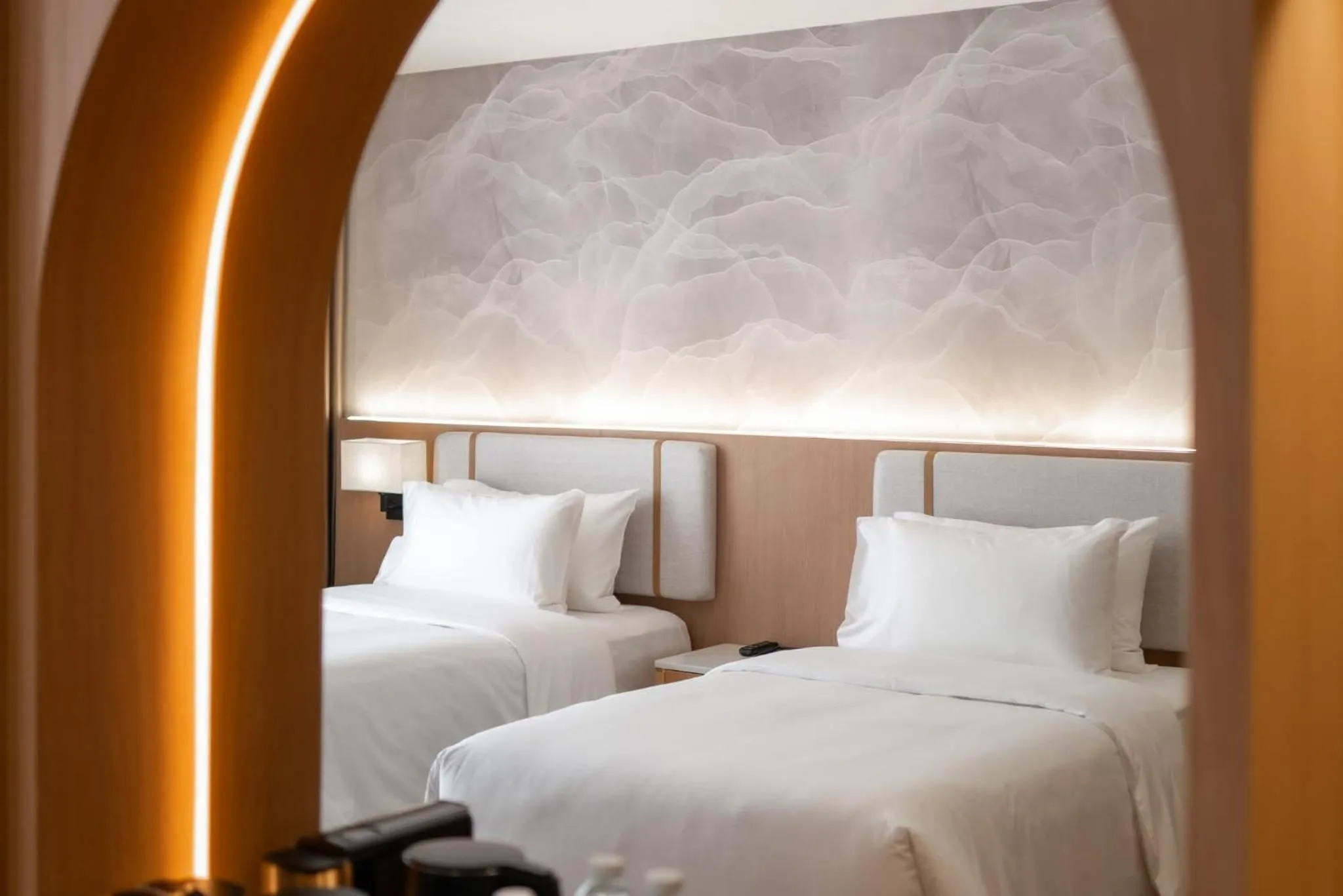 Bedroom, Bed in Samsara Hotel Pattaya