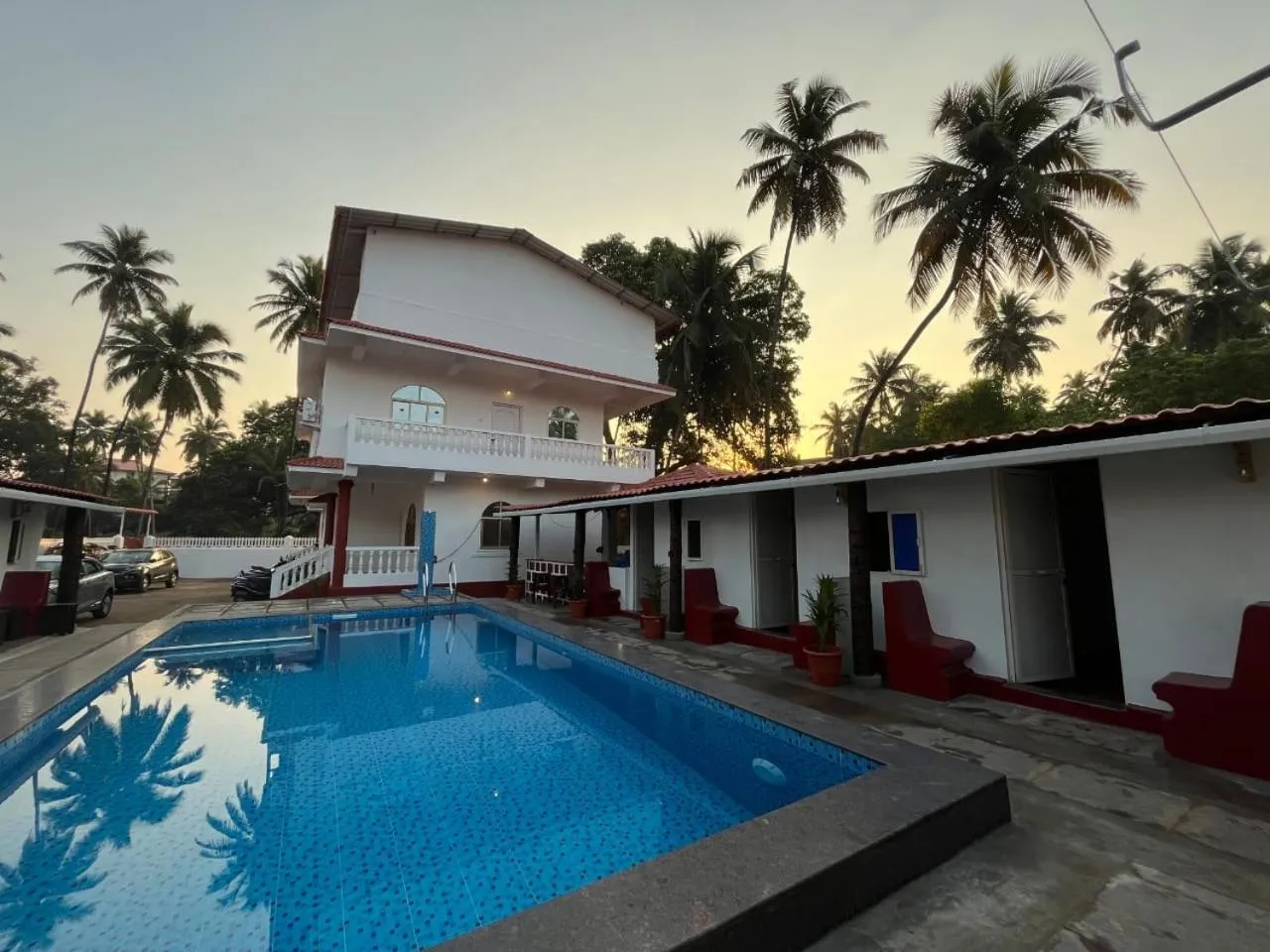 Day in La Paulo's Back to Basic Beach Resort