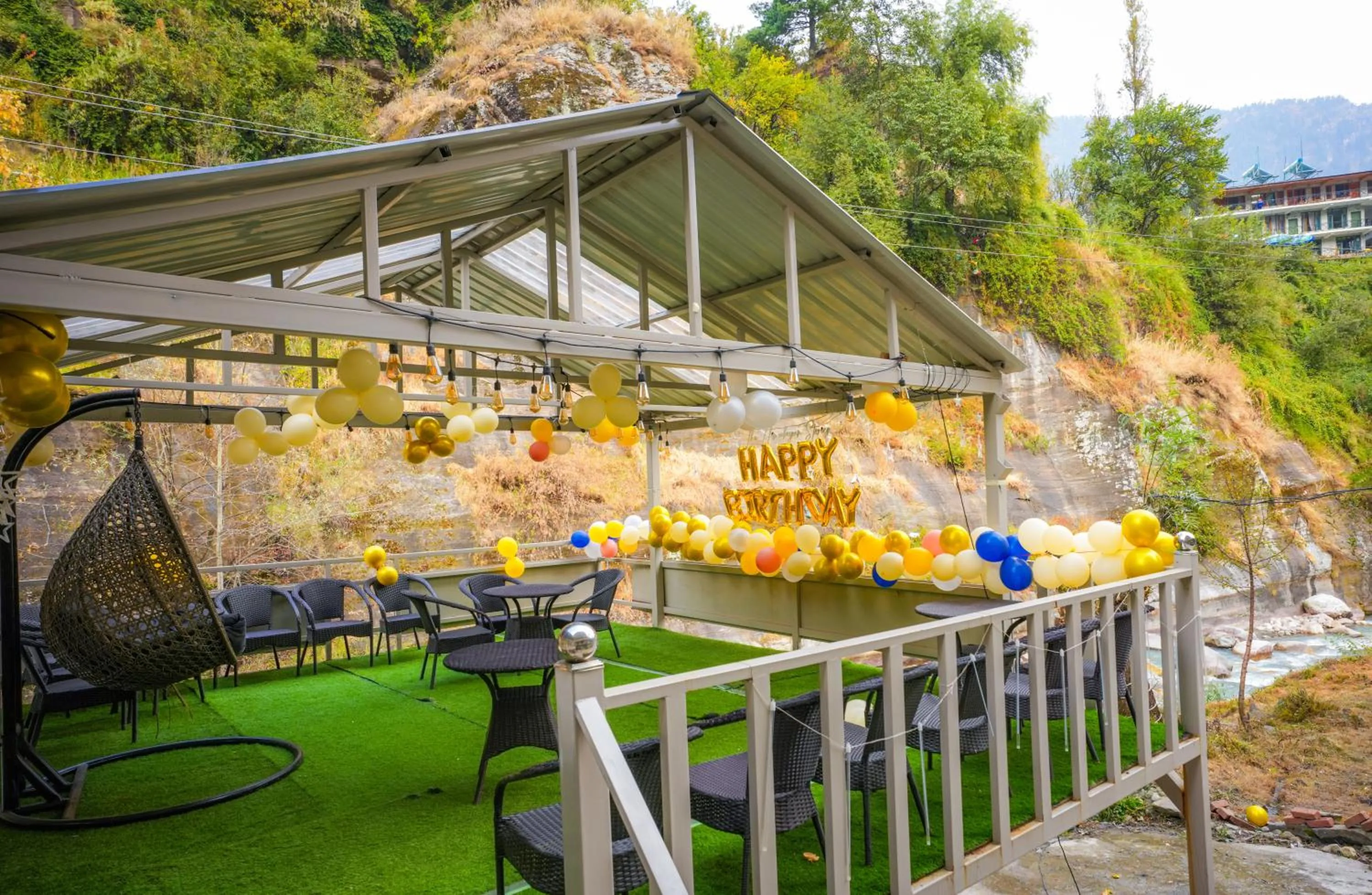 Restaurant/places to eat in The Himalayan Stories - A Riverside Heaven Resort