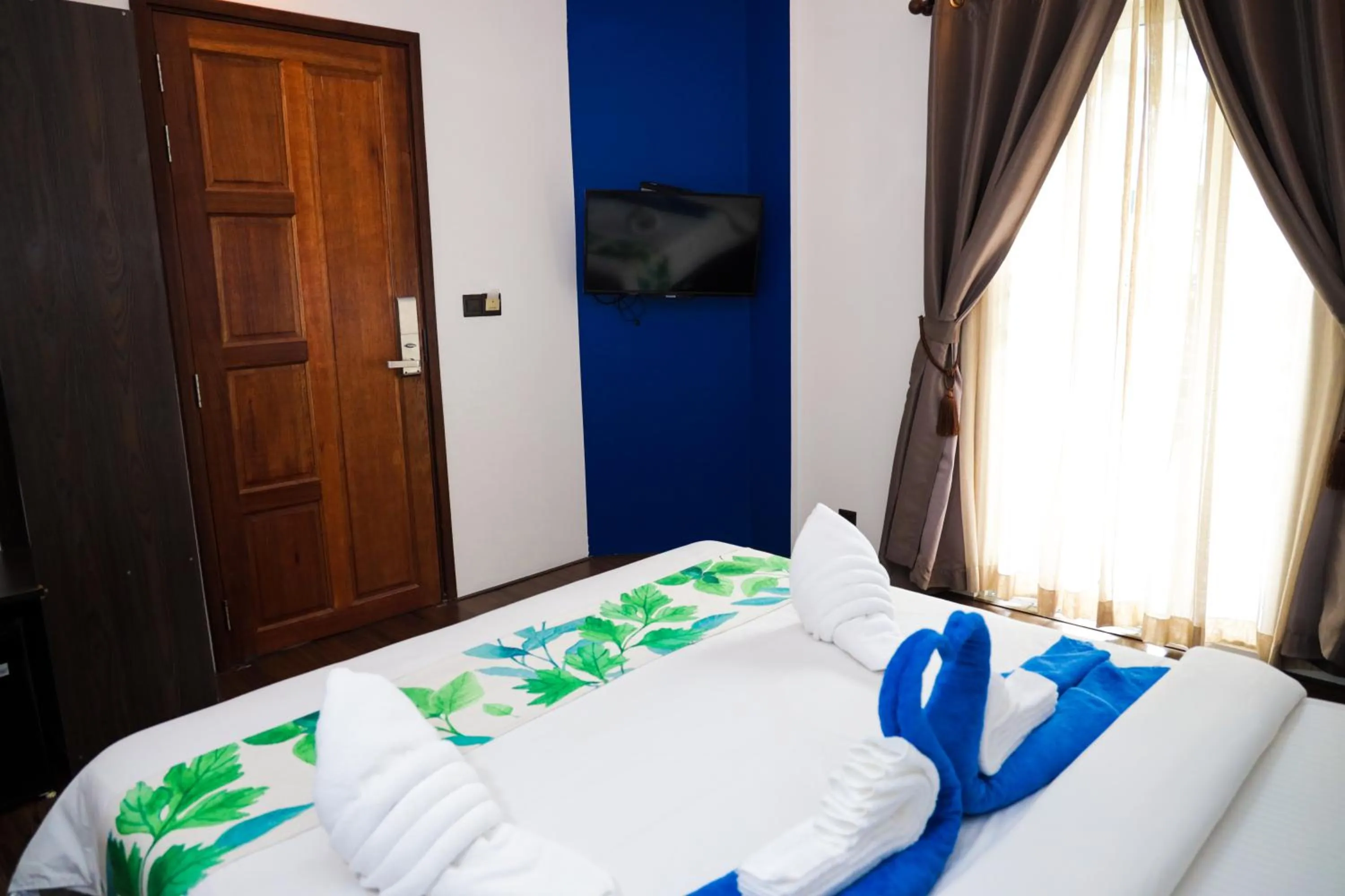 Bed in Palm Residence