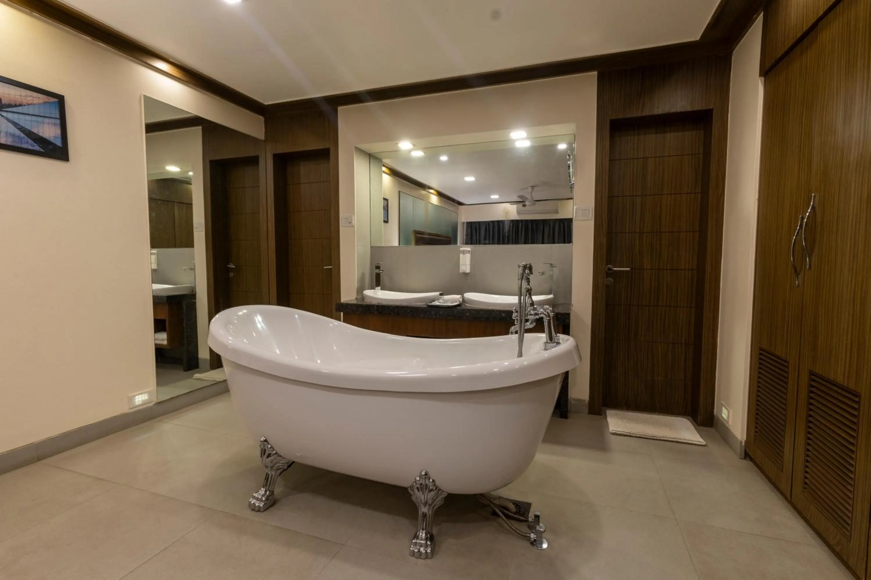 Bath in The Metropole by Keyboard Hotels