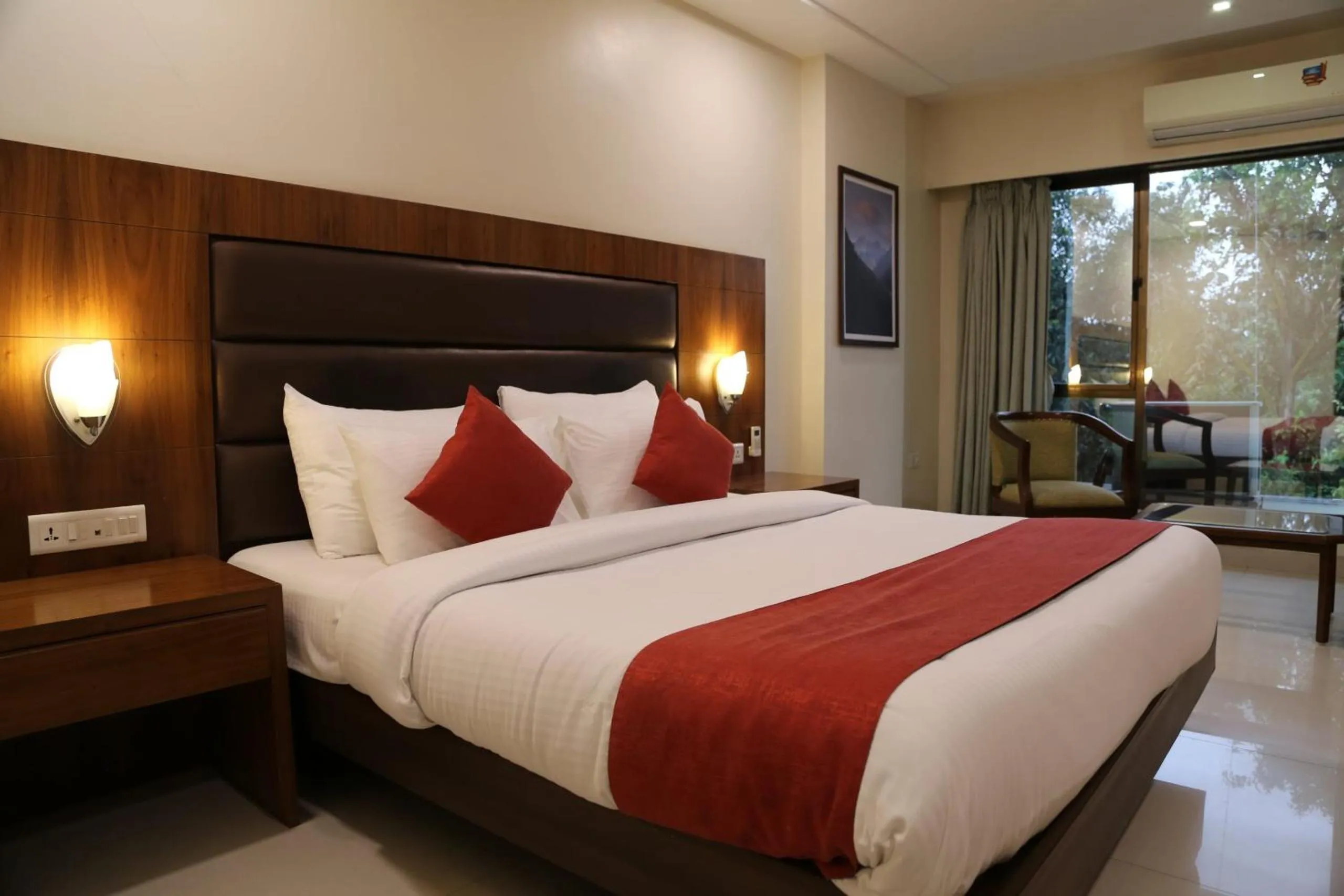 Bed in The Metropole by Keyboard Hotels