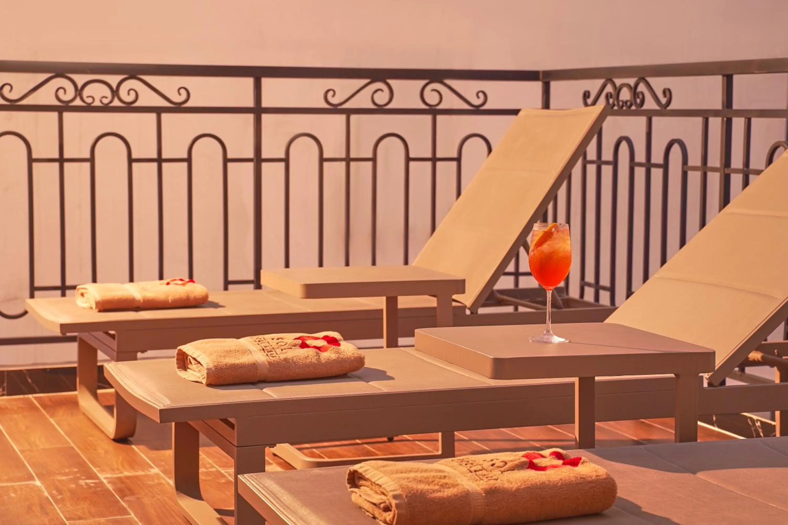 sunbed in Solaria Tesori Hotel