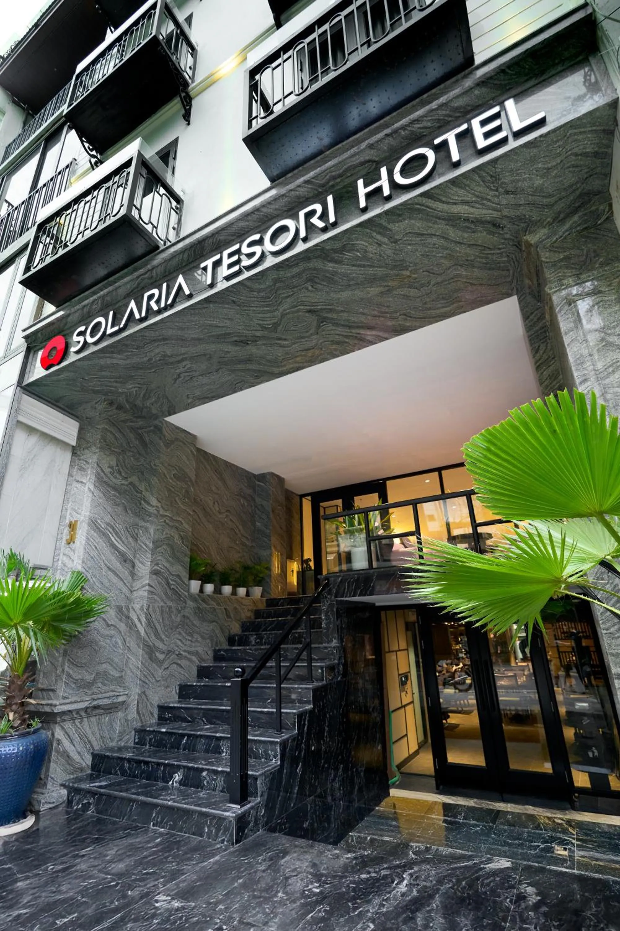 Facade/entrance in Solaria Tesori Hotel