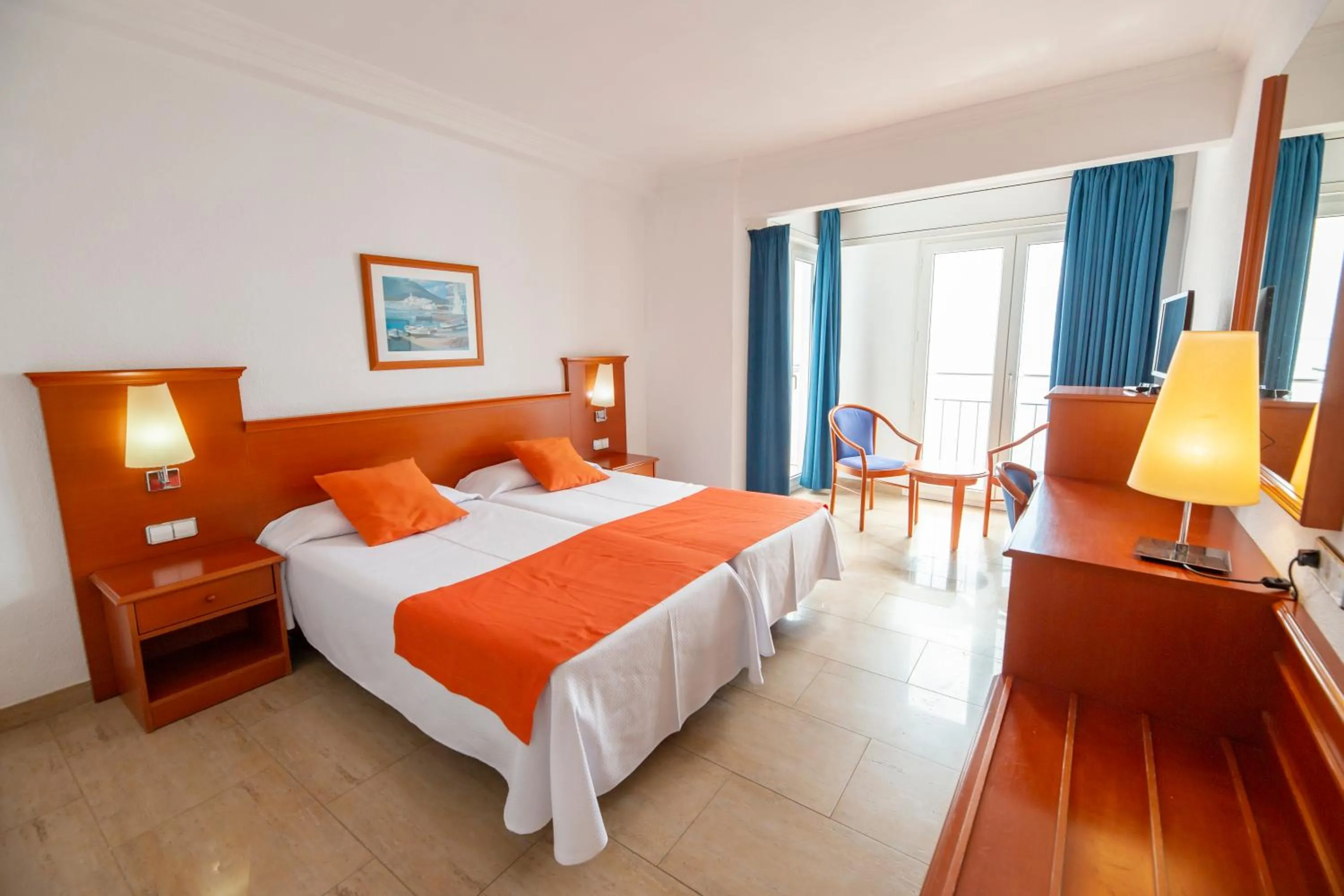 Photo of the whole room, Bed in Hotel Risech