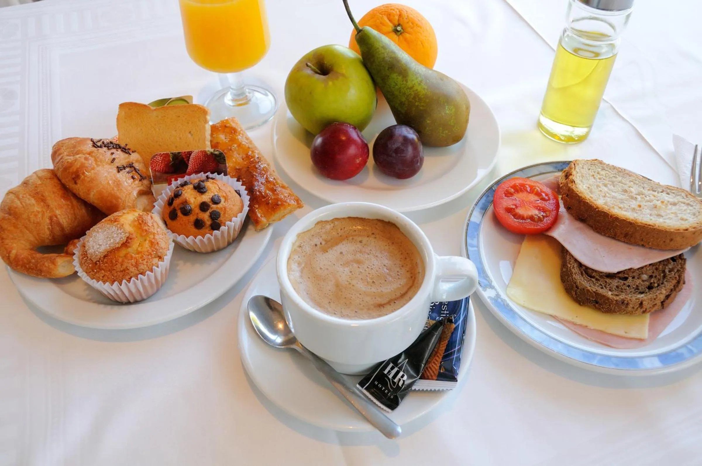 Buffet breakfast in Hotel Risech