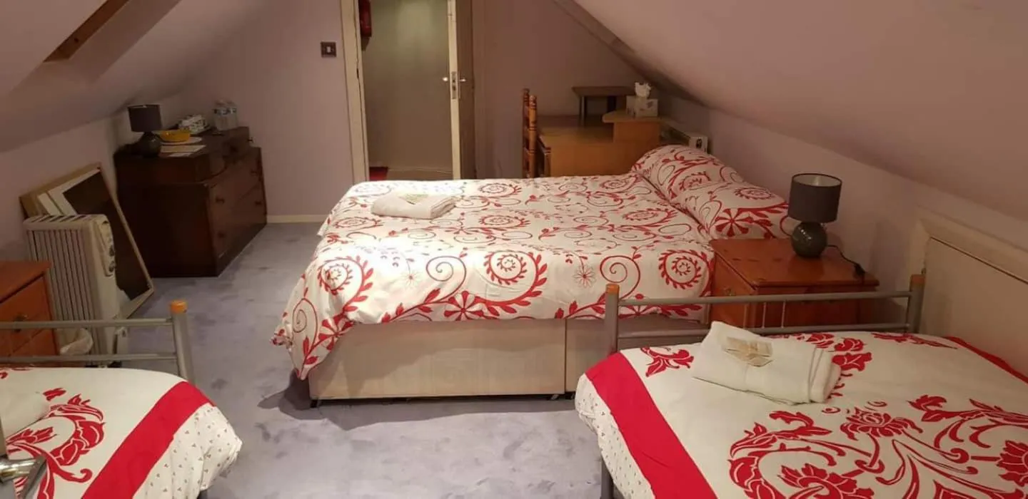 Bedroom, Bed in OYO Guest House Ellipse