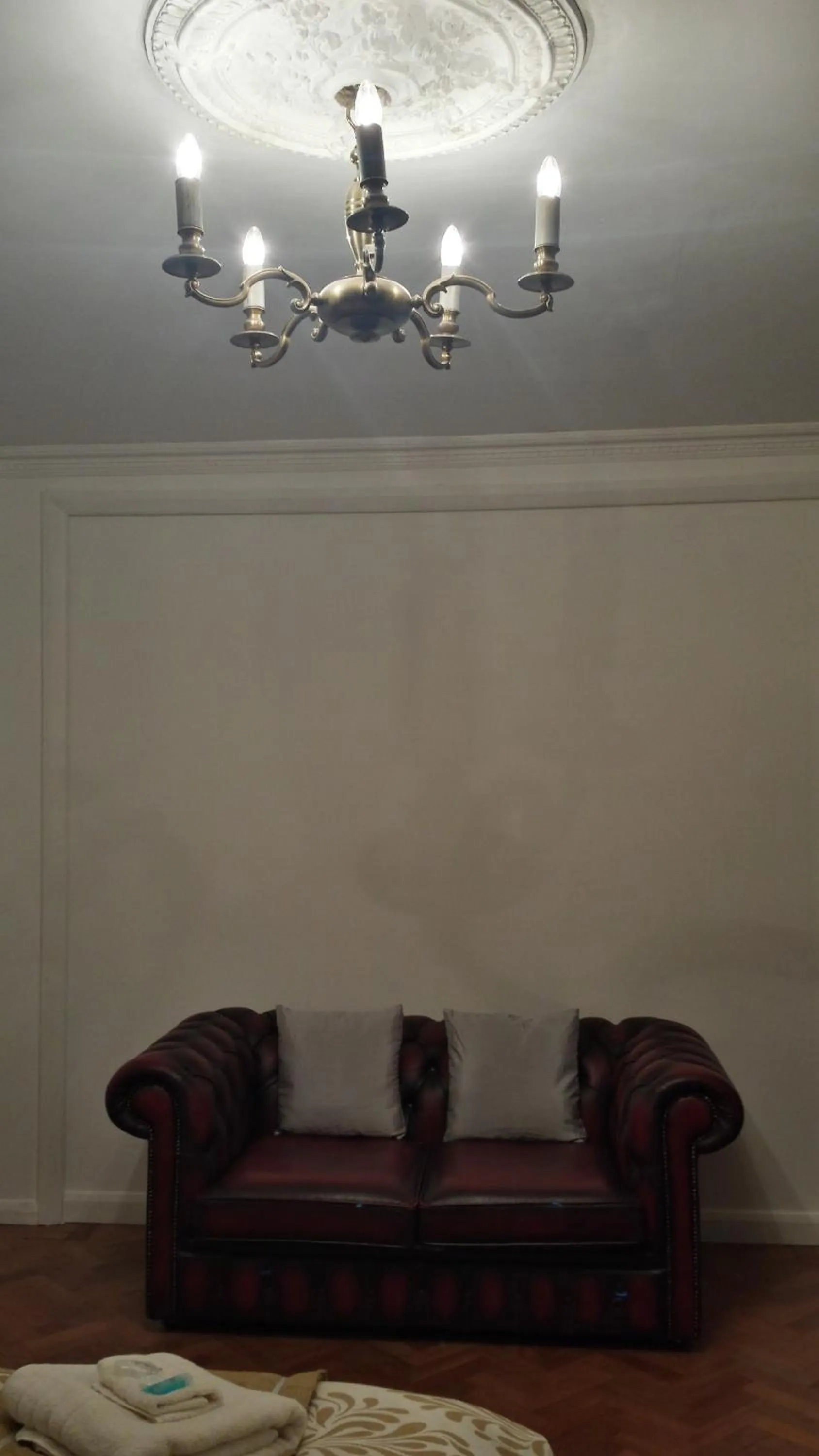 Decorative detail in OYO Guest House Ellipse