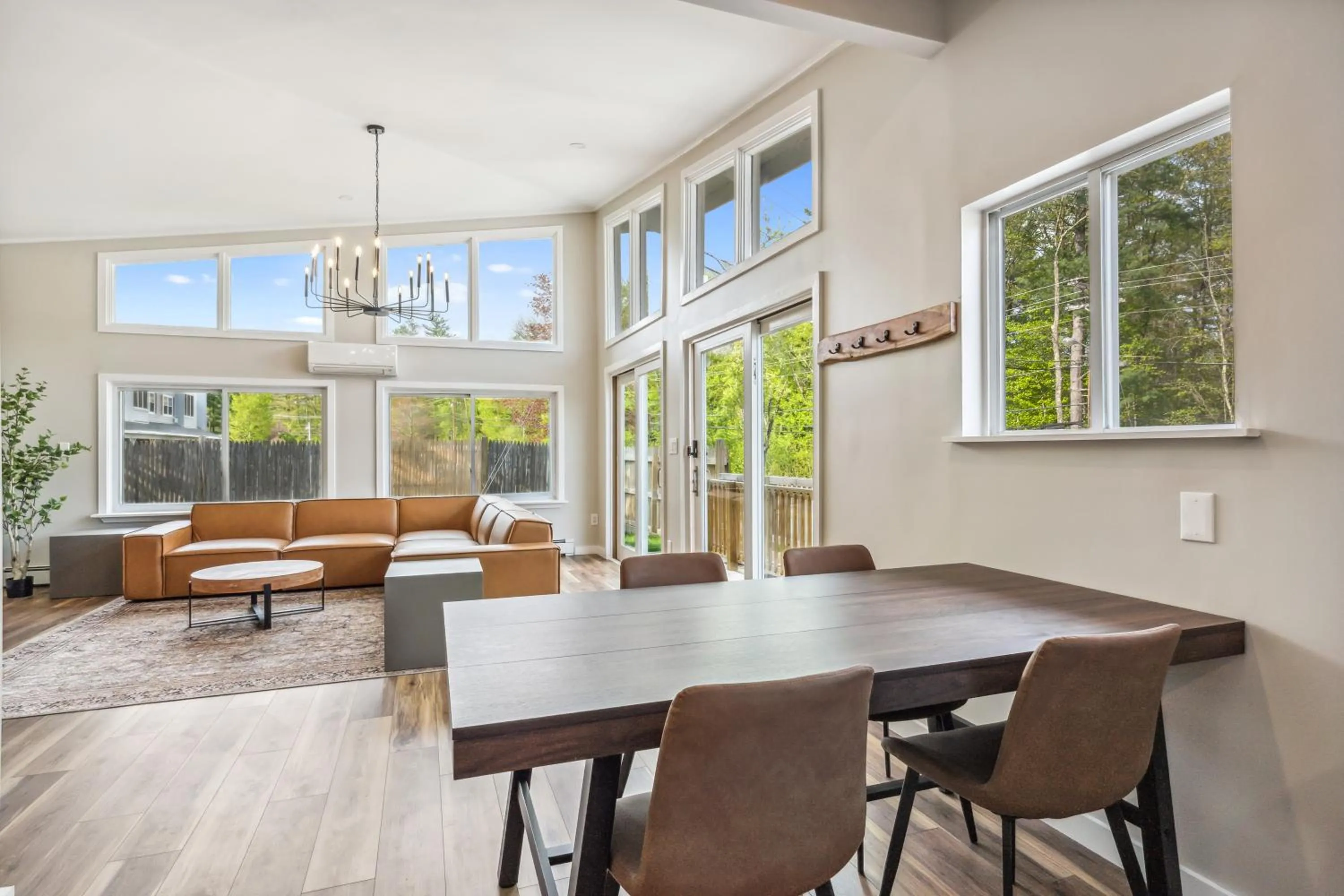 Dining area in Inn 32