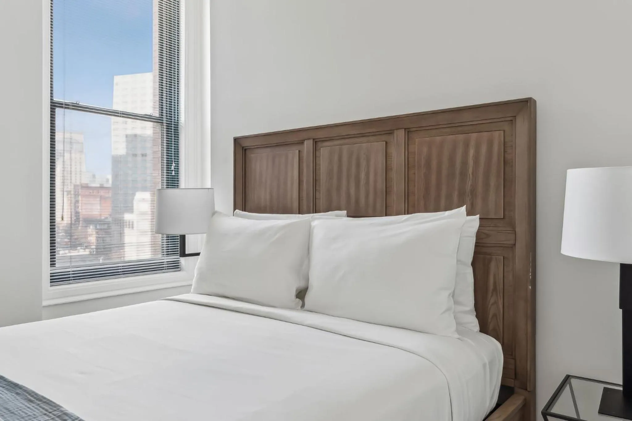 Bedroom, Bed in Placemakr Downtown Pittsburgh at The Pennsylvanian