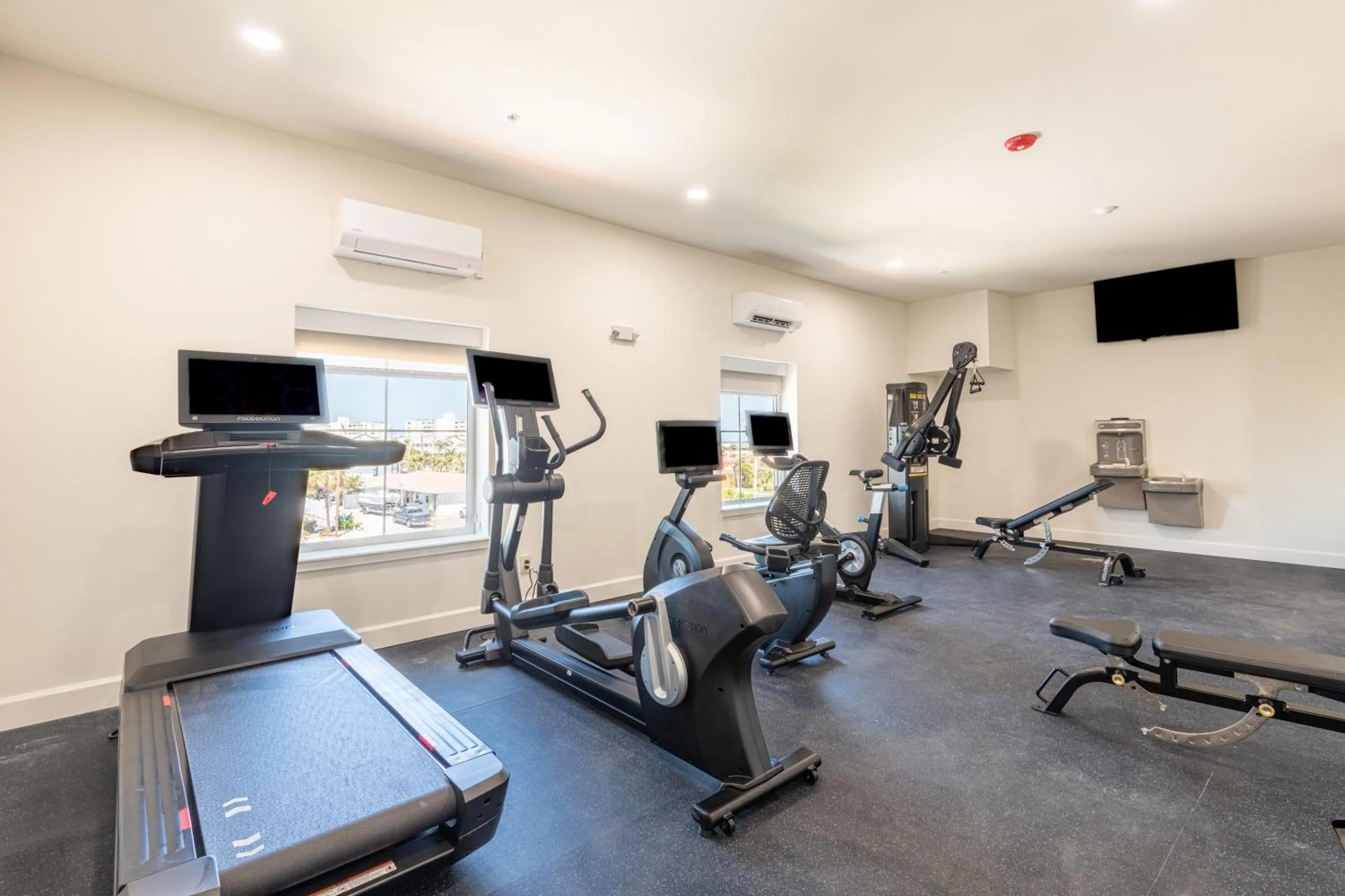 The J Hotel Dunedin Clearwater, an Ascend Collection Hotel