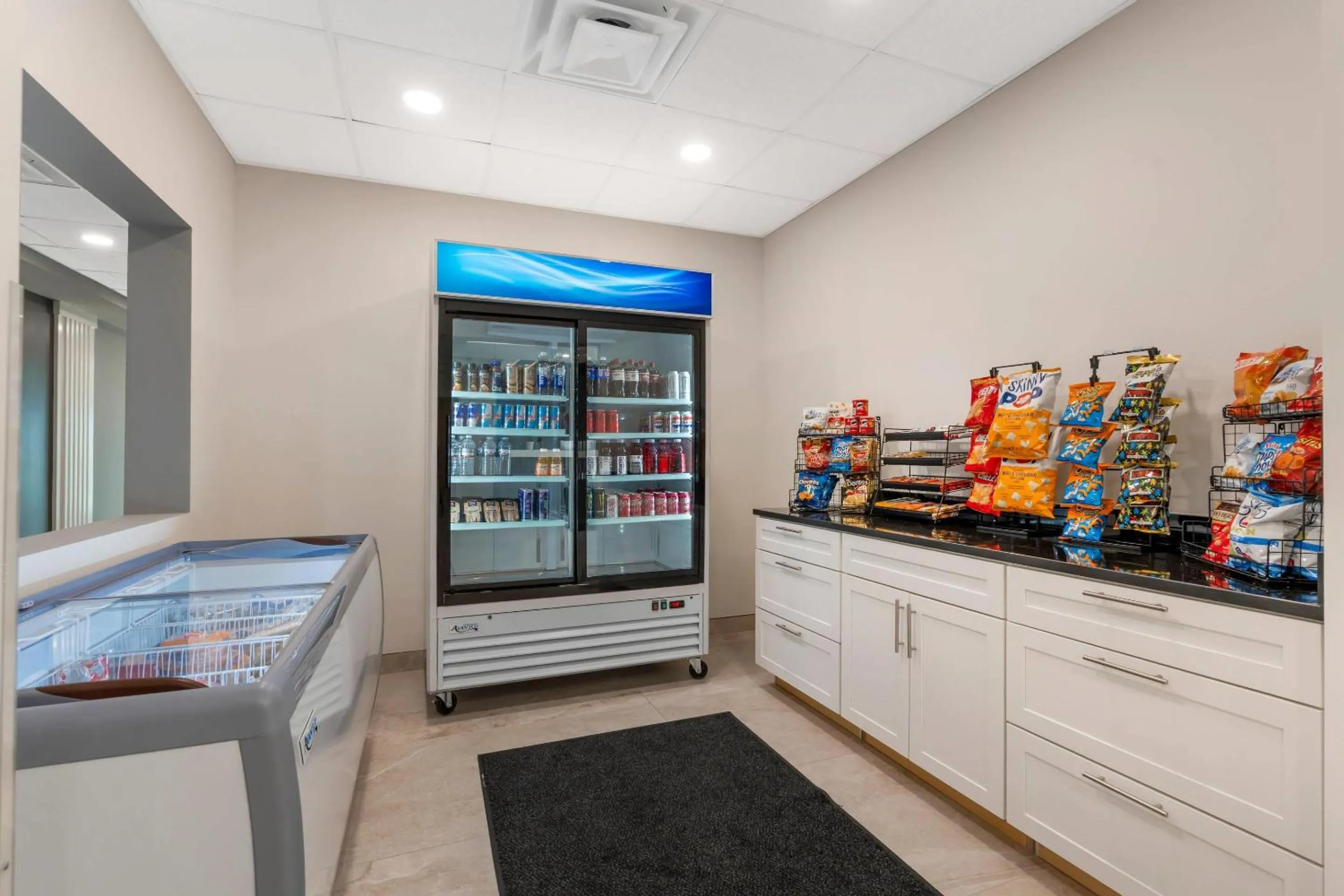 Other in The J Hotel Dunedin Clearwater, an Ascend Collection Hotel