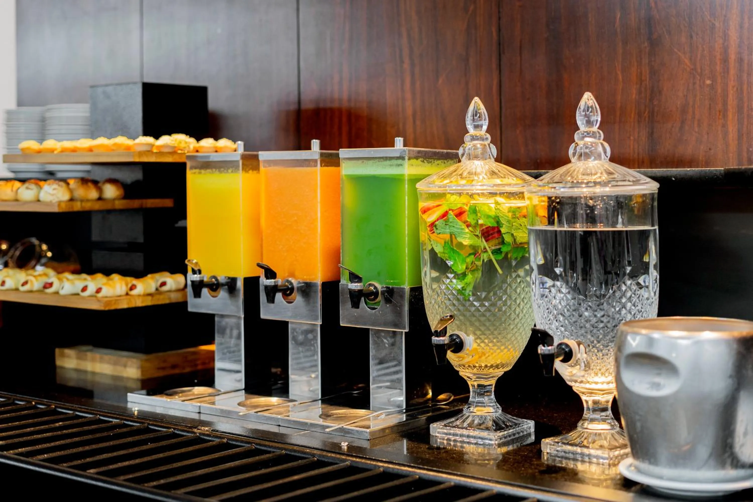 Buffet breakfast in Pergamon SP Frei Caneca by Accor