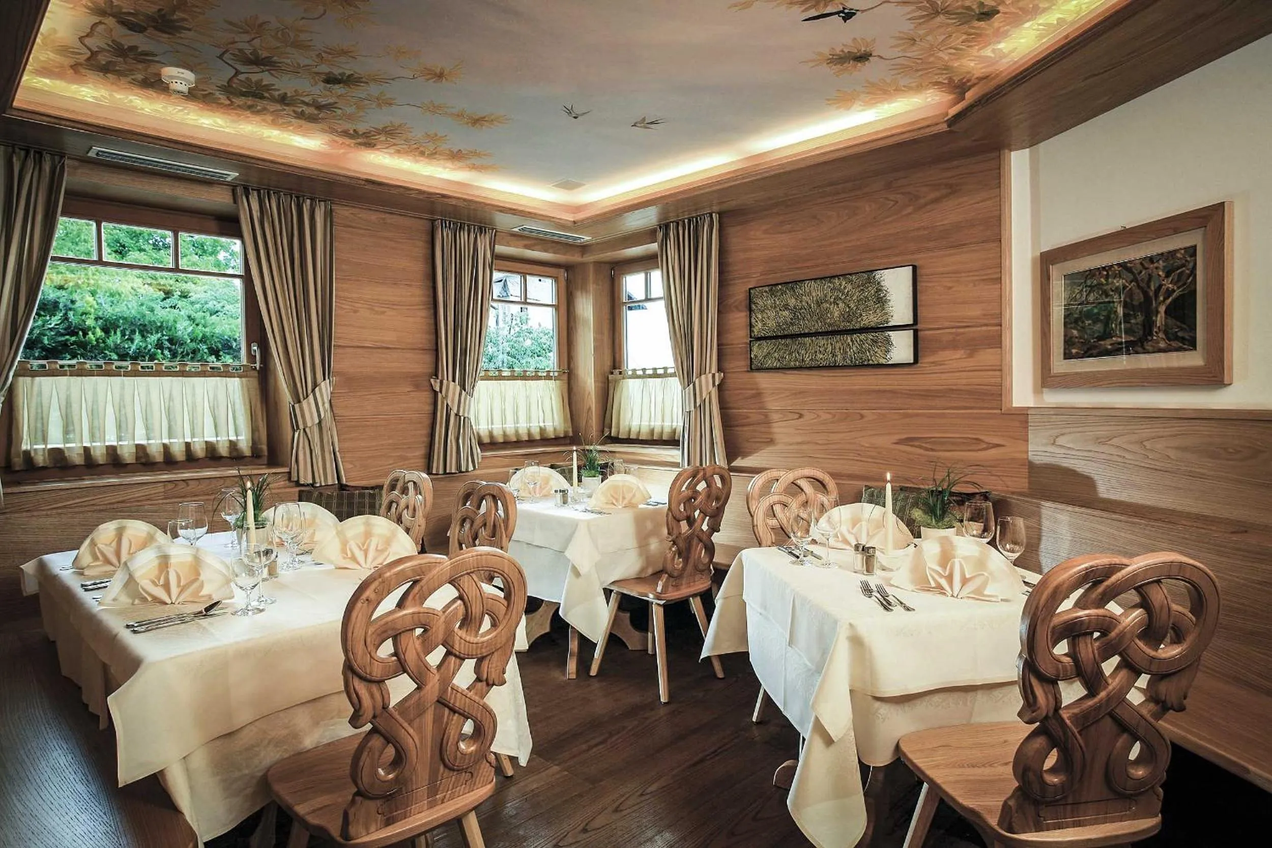 Restaurant/places to eat in Taubers Unterwirt Aktiv & Vitalhotel
