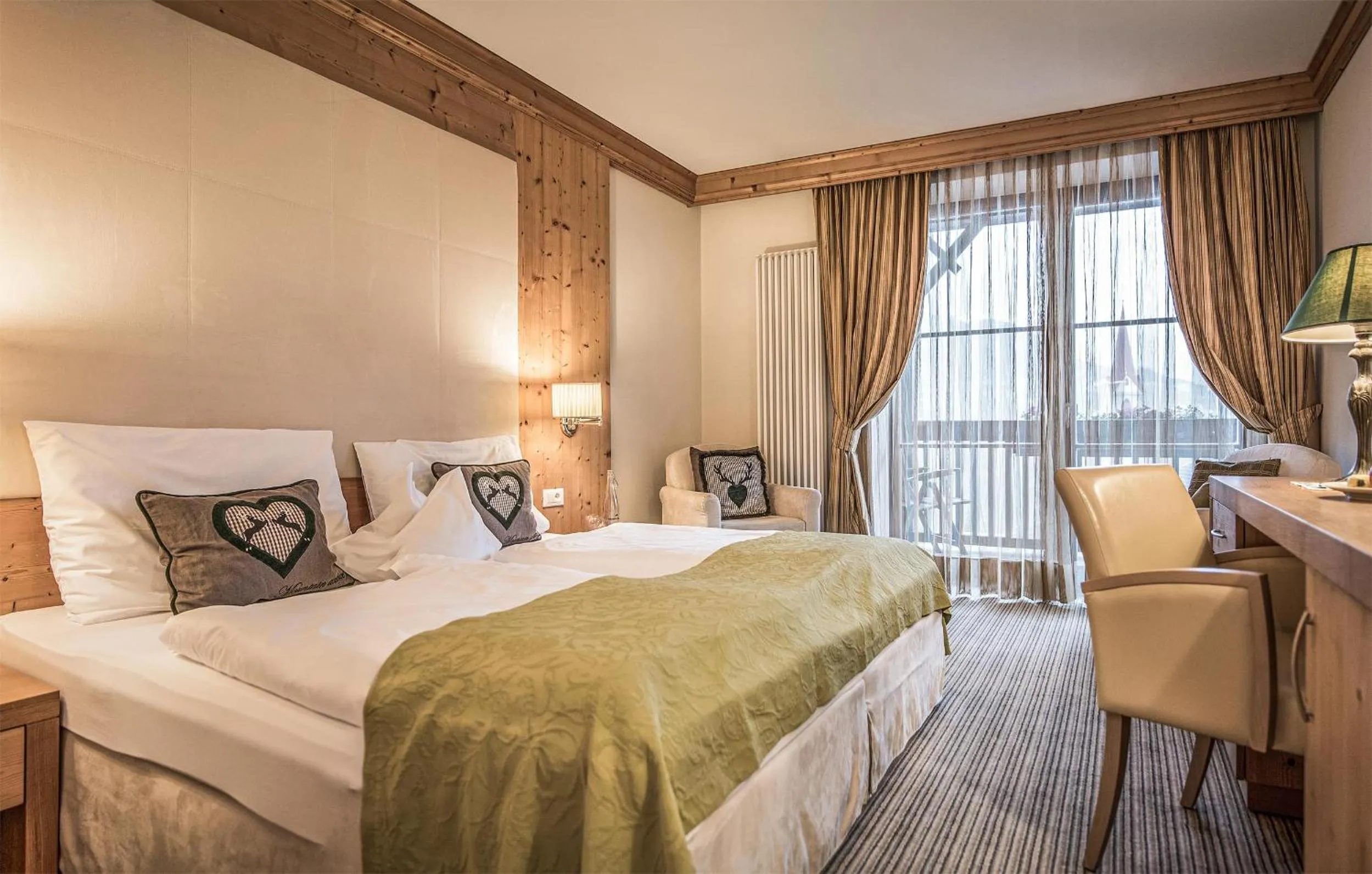 Photo of the whole room, Bed in Taubers Unterwirt Aktiv & Vitalhotel