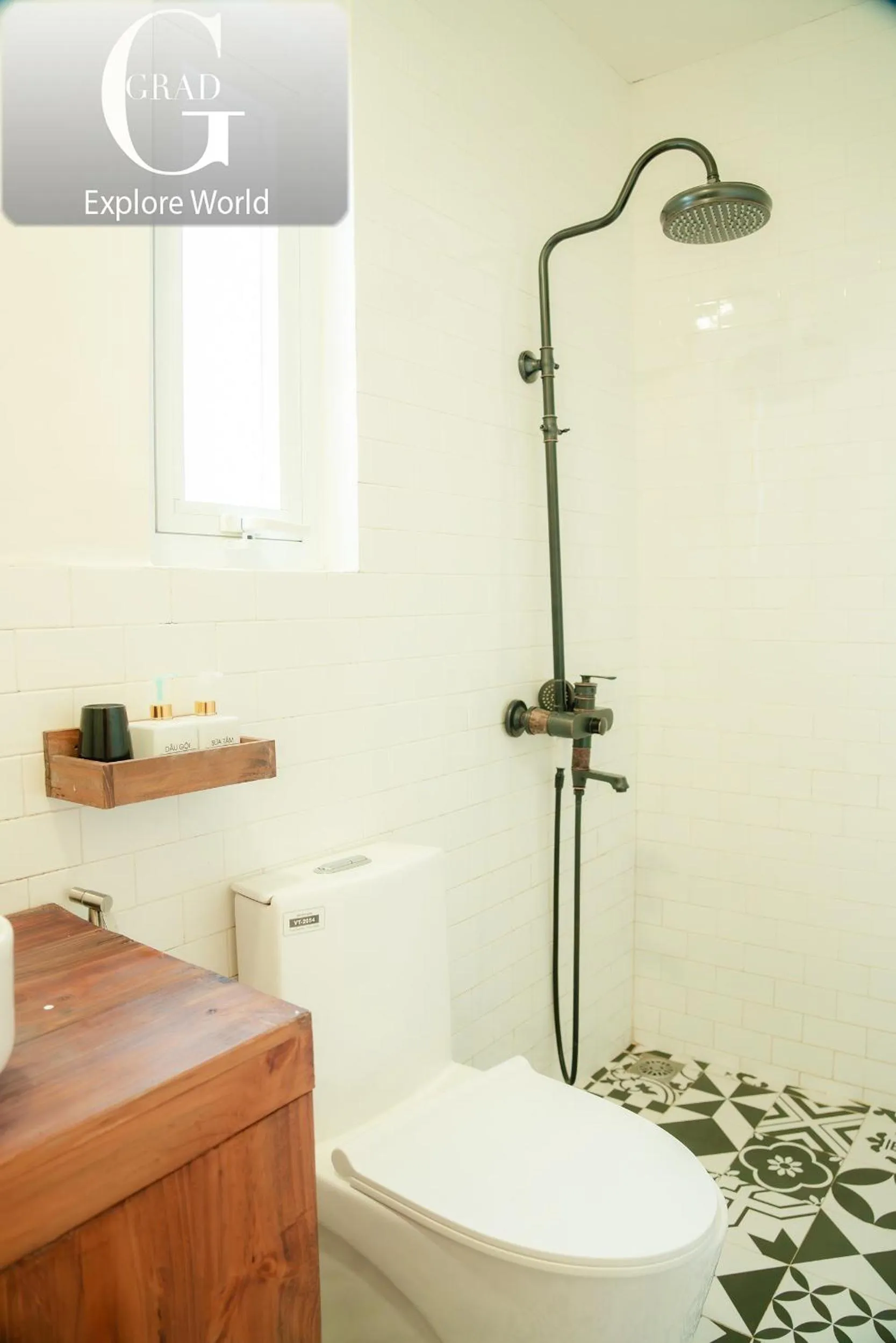 Bathroom in Hoang Yen Villa & Coffee