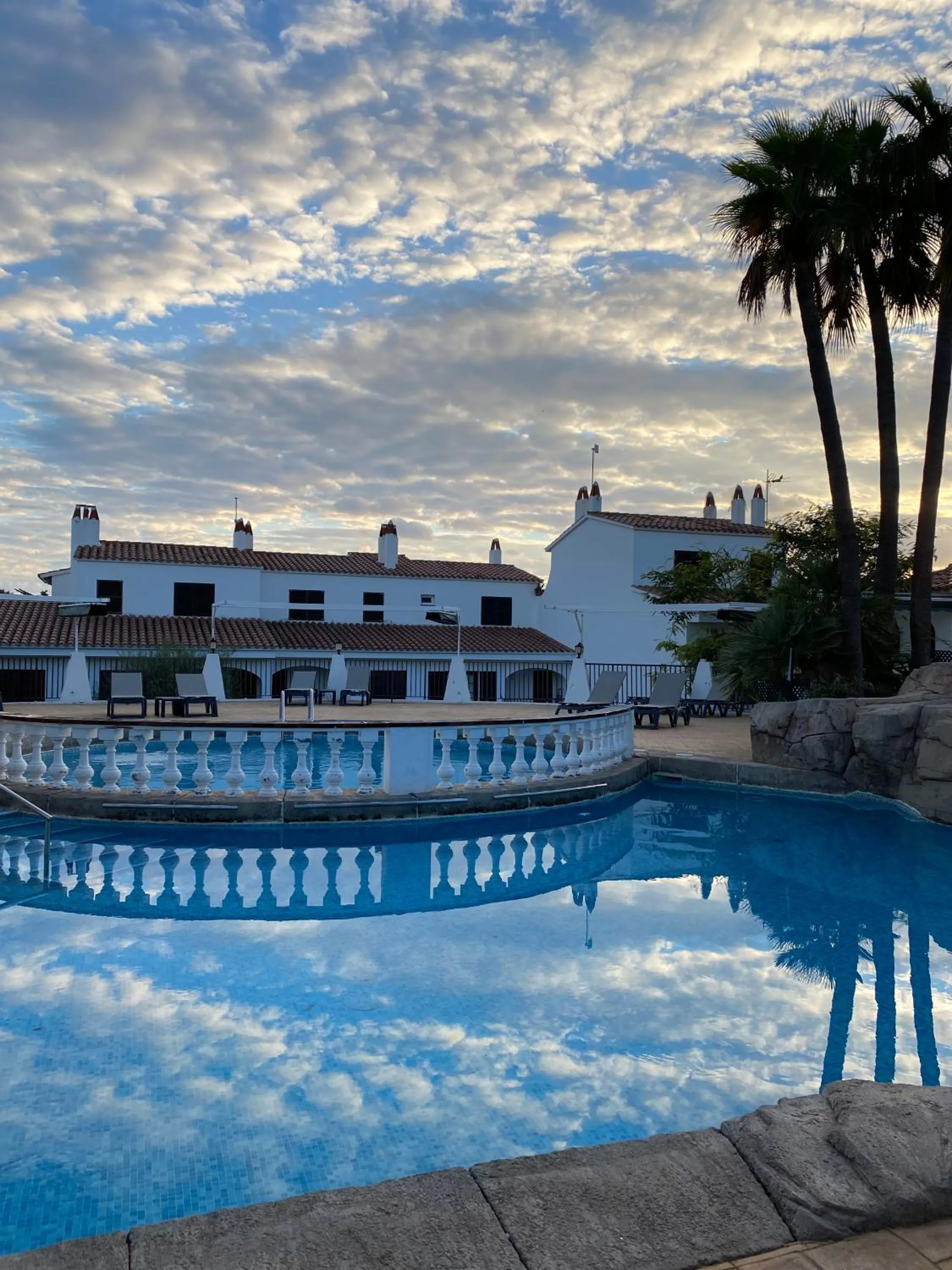 Swimming pool in Siesta Mar Apartamentos