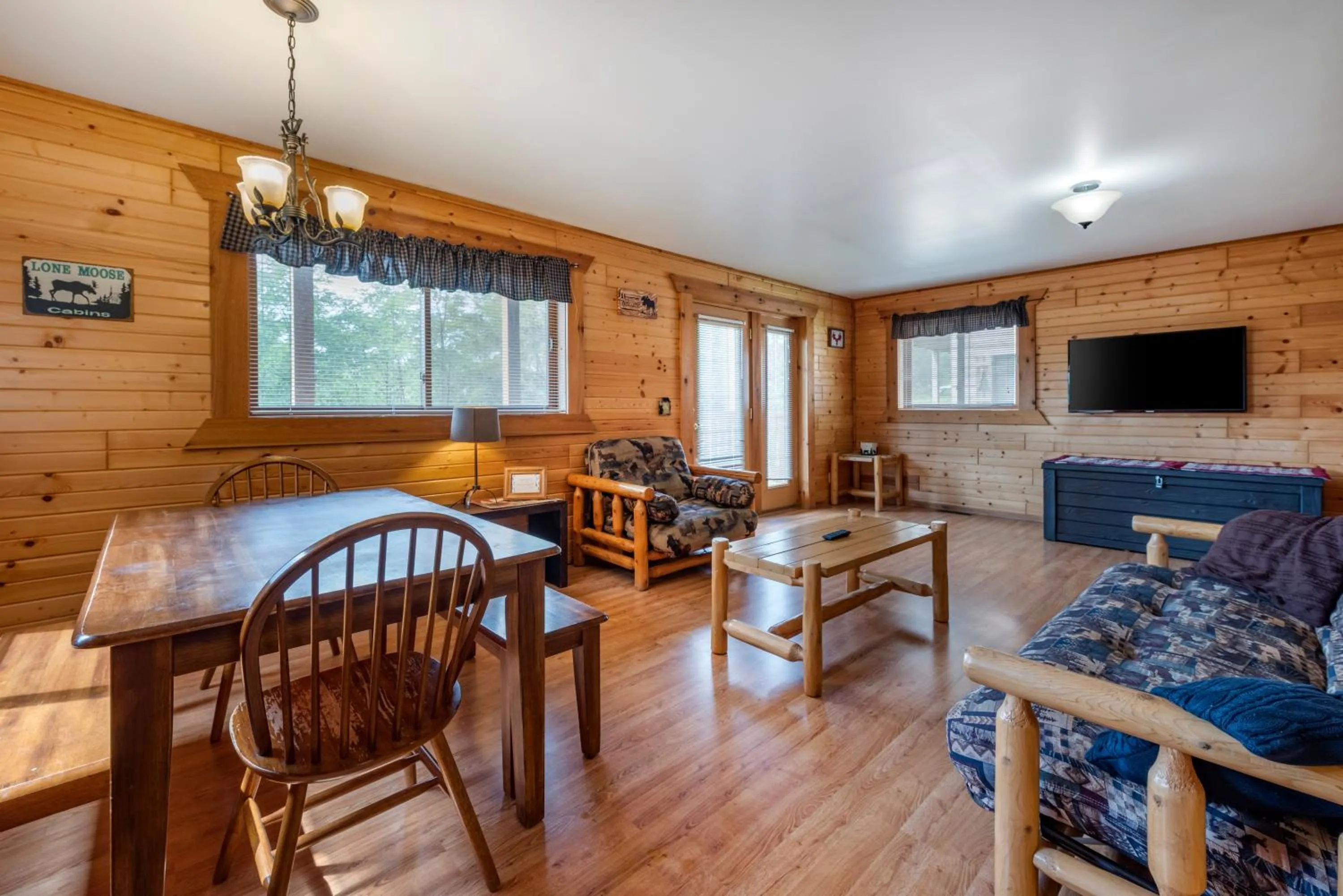 TV and multimedia in Three Bears Resort Waterpark Near Tomah Ascend Collection