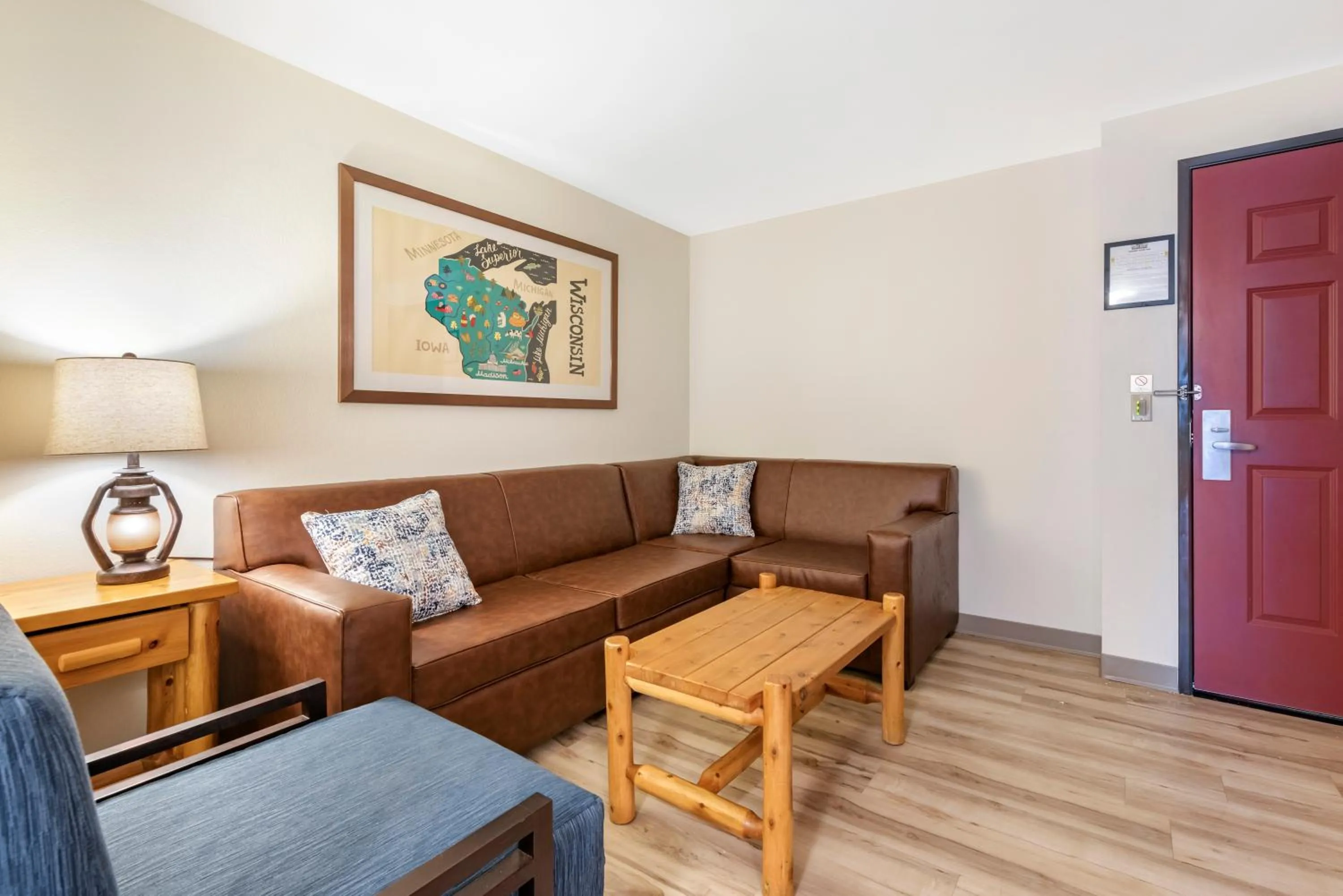 Living room in Three Bears Resort Waterpark Near Tomah Ascend Collection