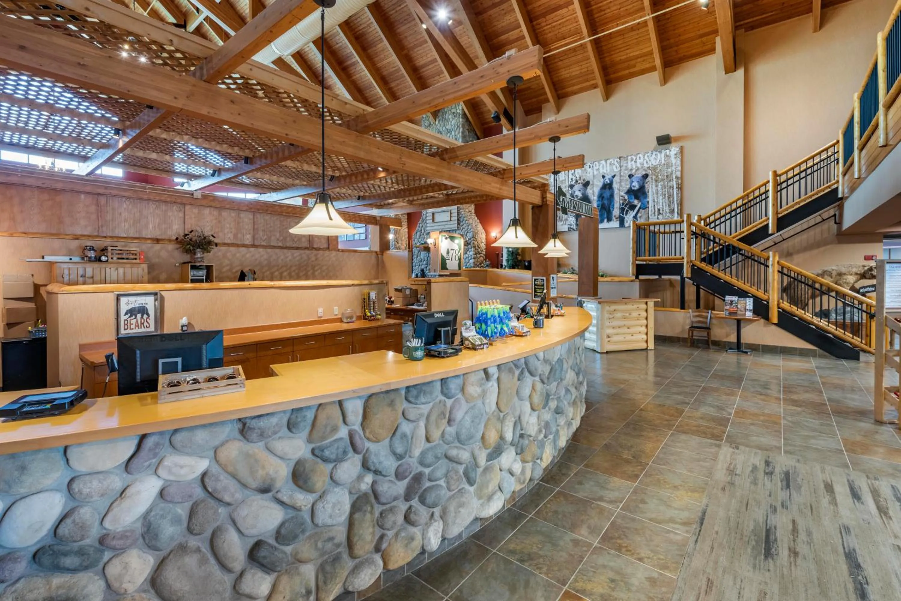 Lobby or reception in Three Bears Resort Waterpark Near Tomah Ascend Collection