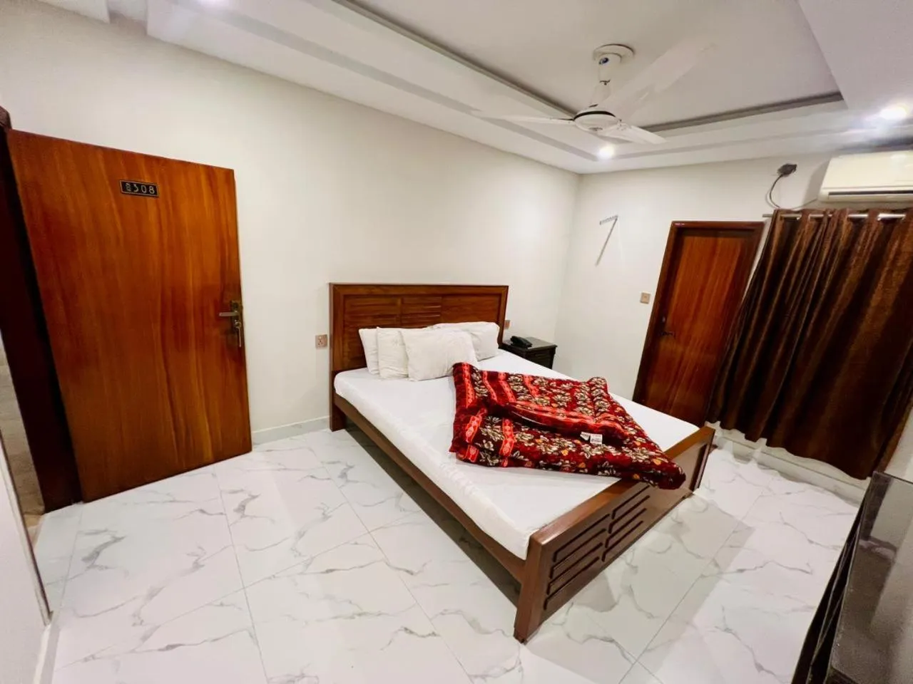 Bed in Citymax Hotel