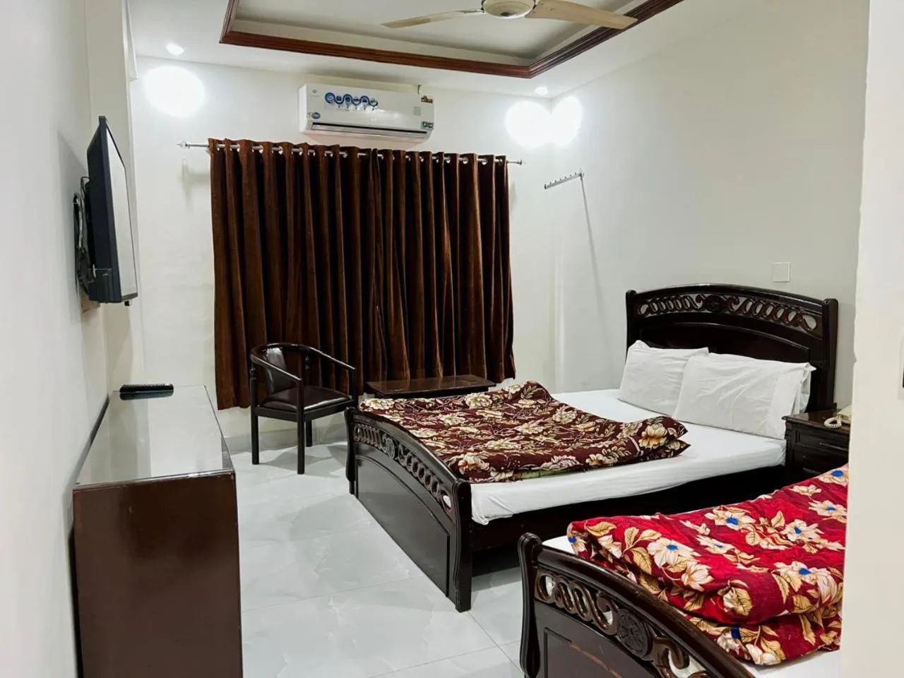 Bed in Citymax Hotel