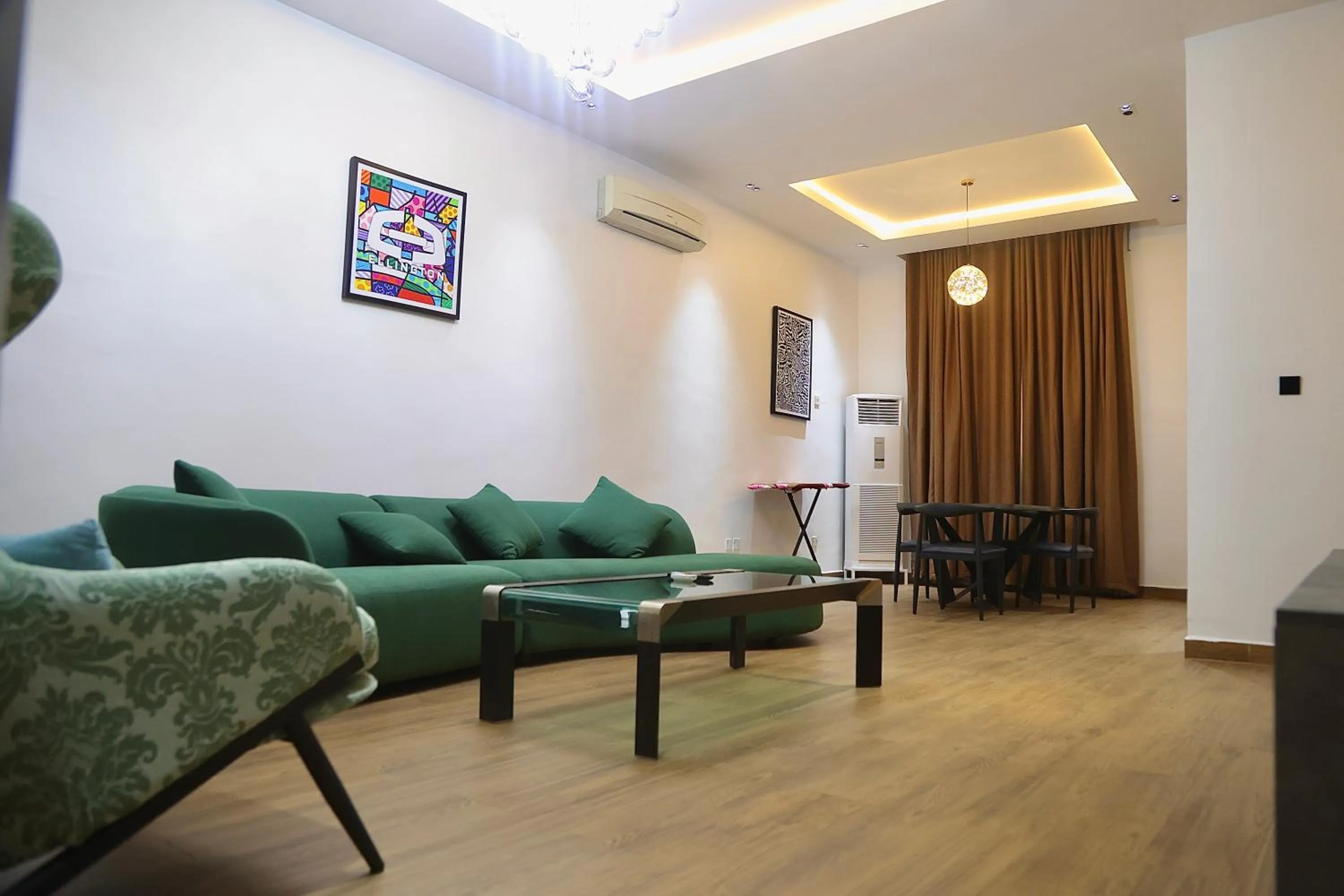 Bolton White Residence