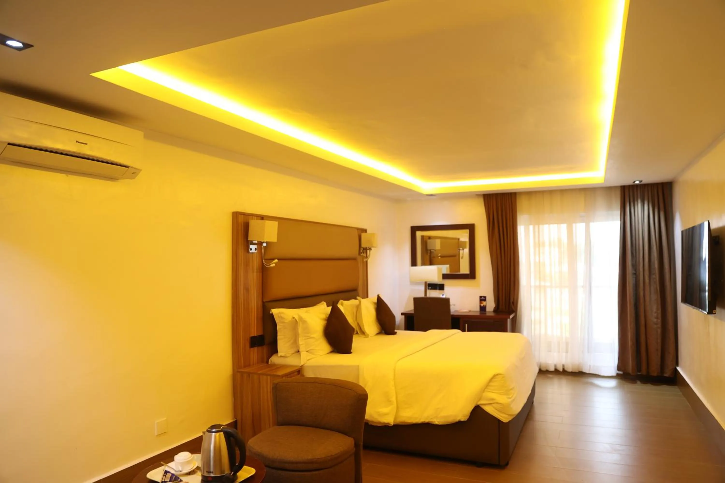 Bed in Bolton White Residence