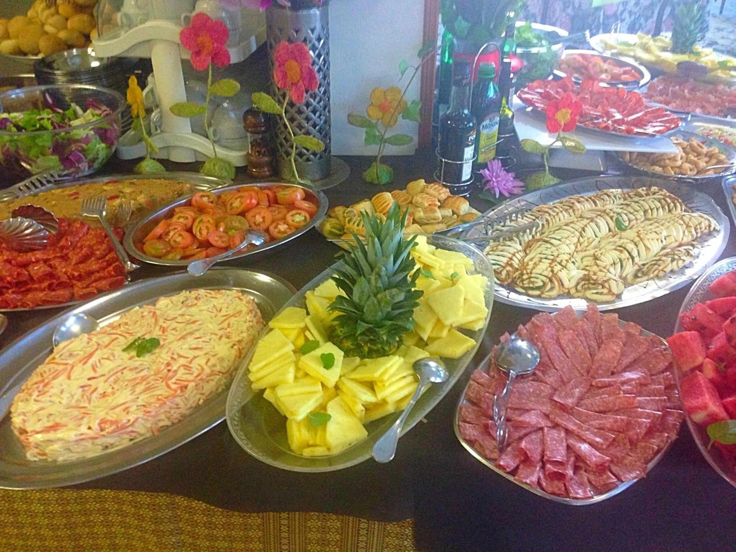 Restaurant/places to eat in Hotel Flora